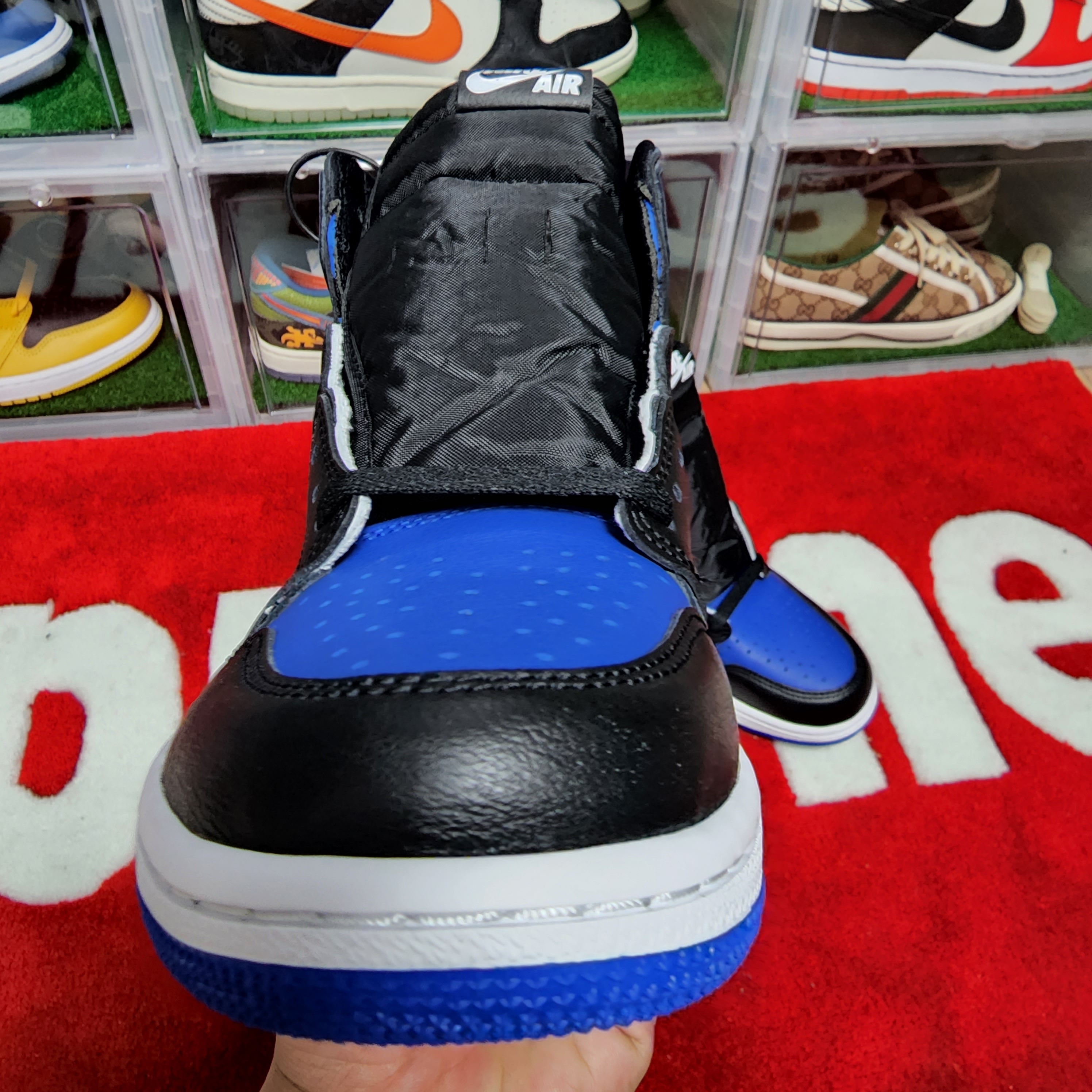 Jordan 1 Retro High OG Royal Toe 착용 스타일 - 3