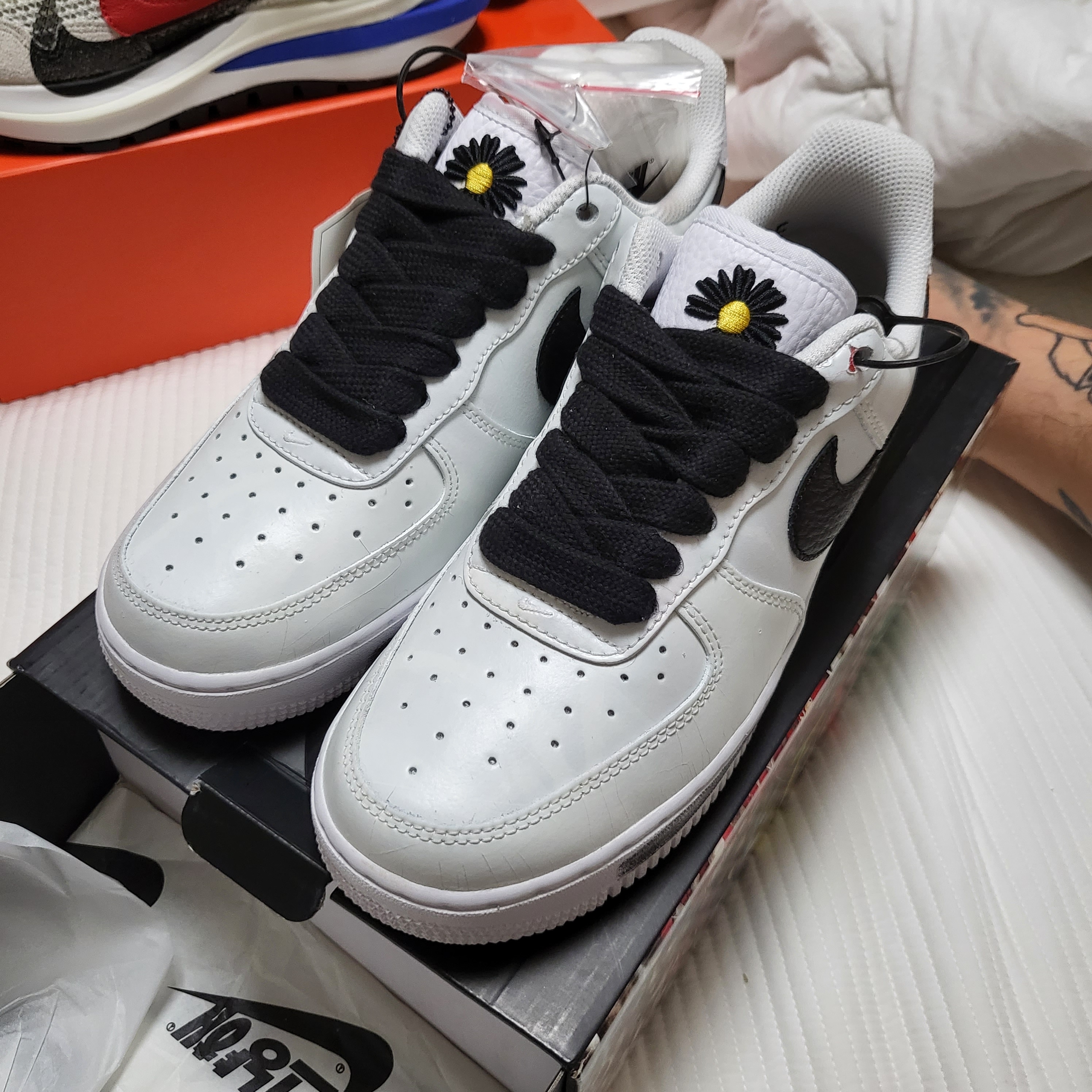 Nike x Peaceminusone Air Force 1 Low Para-Noise 2.0 착용 스타일 - 2