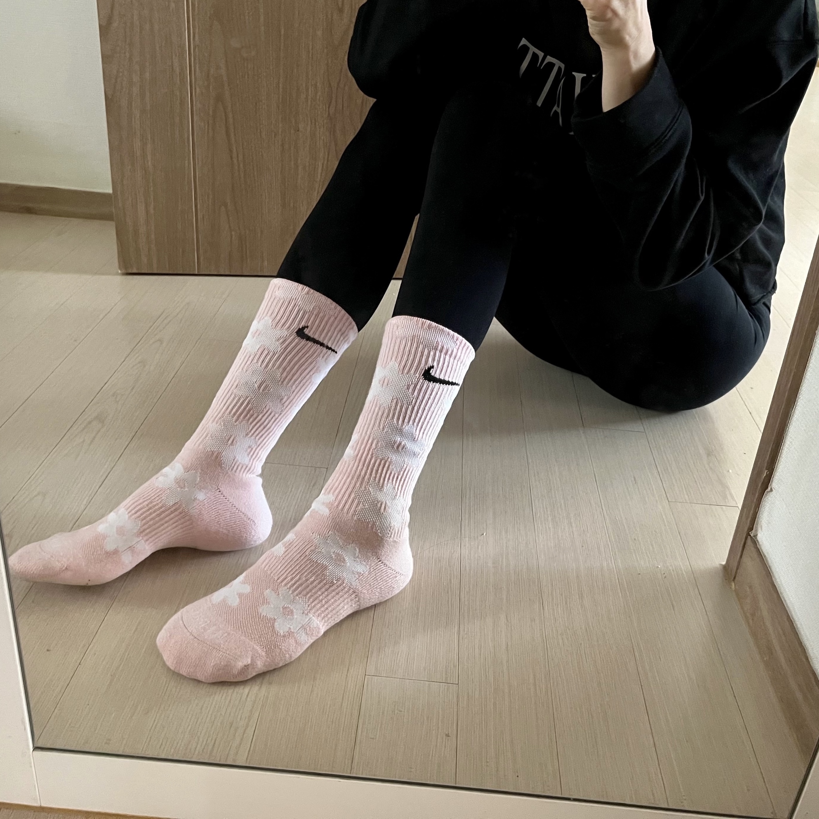 (Kids) Nike Everyday Plus Socks Pink White (6 Pack/Korean Ver.) 착용 스타일 - 5