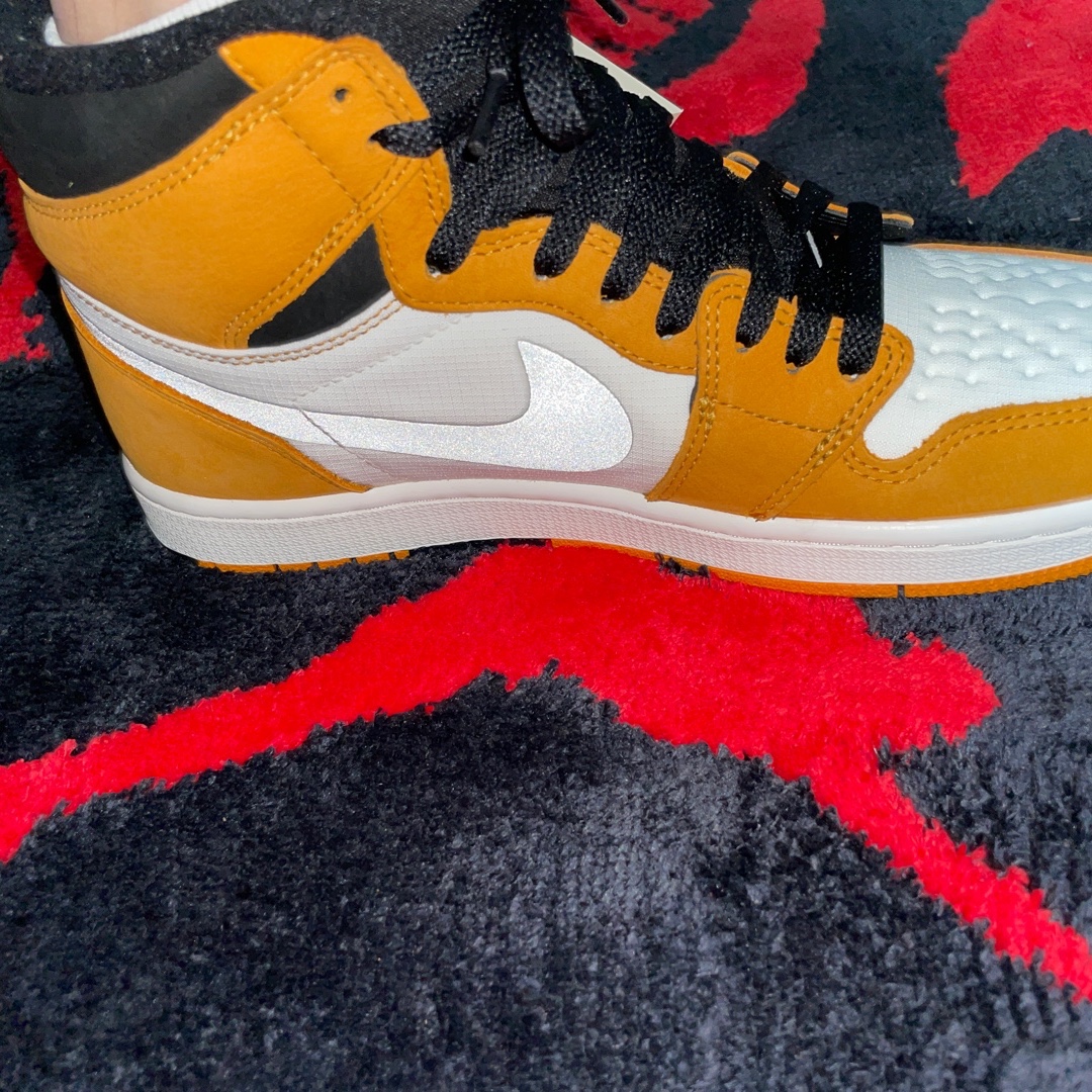 Jordan 1 Element Gore-Tex Light Curry 착용 스타일 - 4