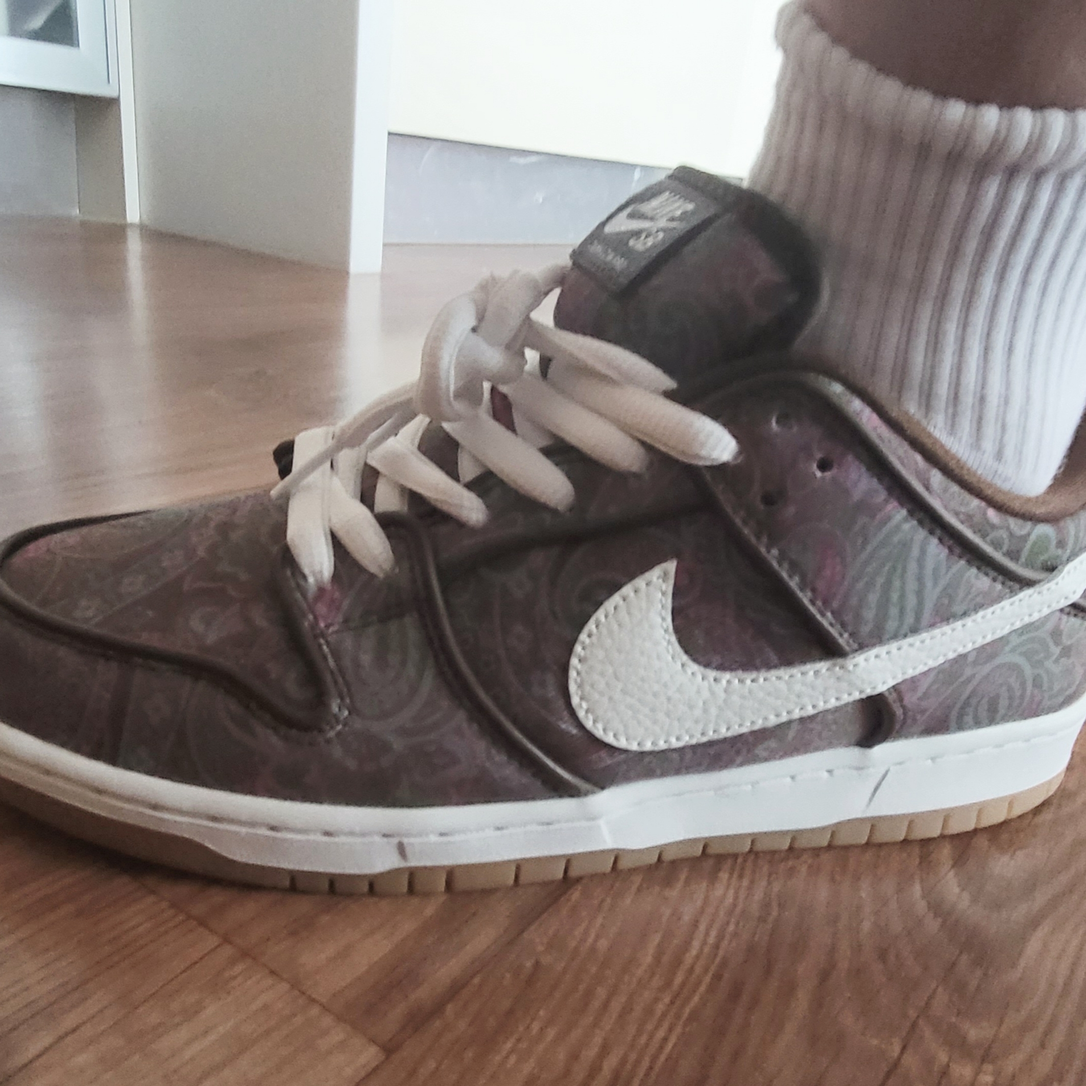 Nike SB Dunk Low Pro Premium Paisley 착용 스타일