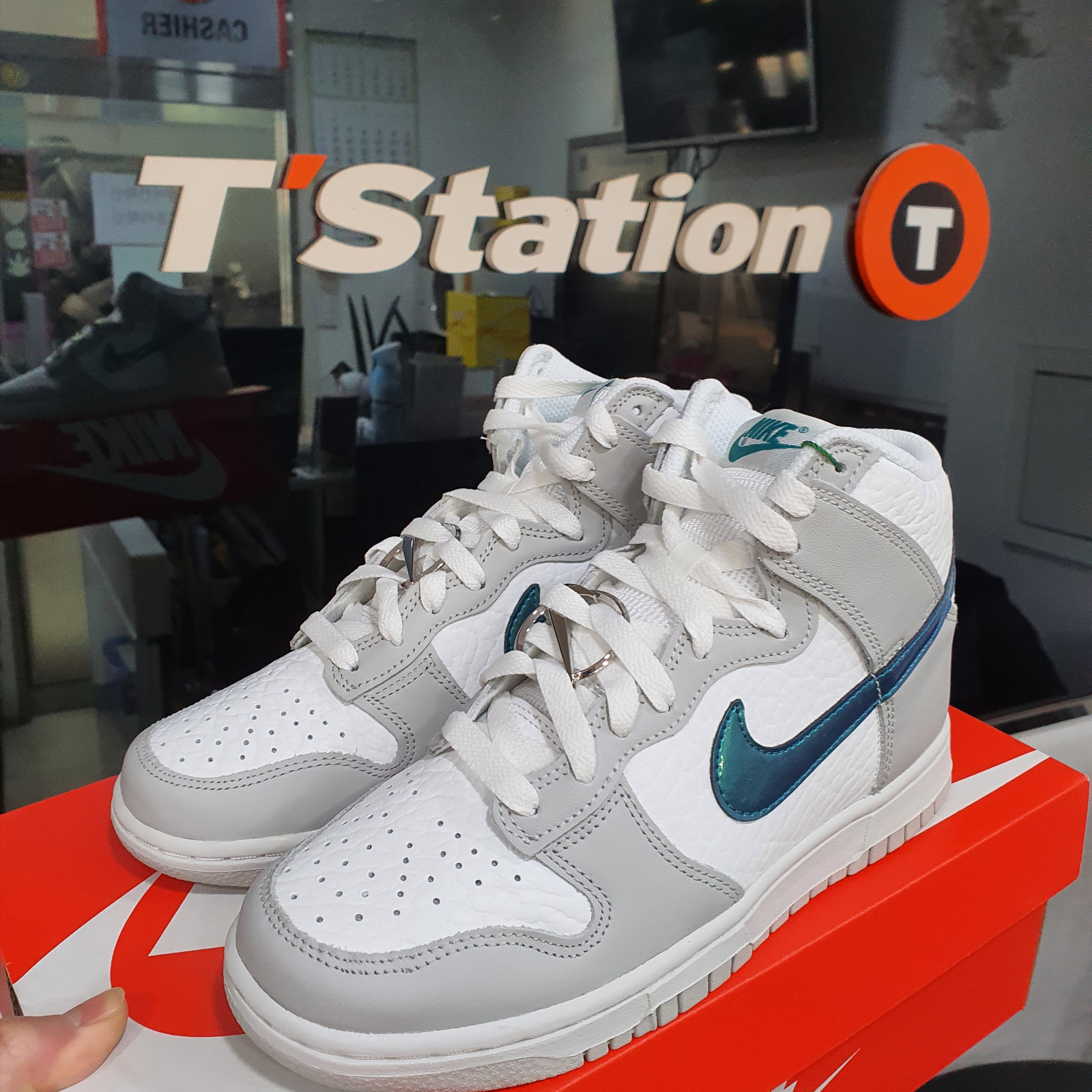 (W) Nike Dunk High Ring Bling 착용 스타일 - 1