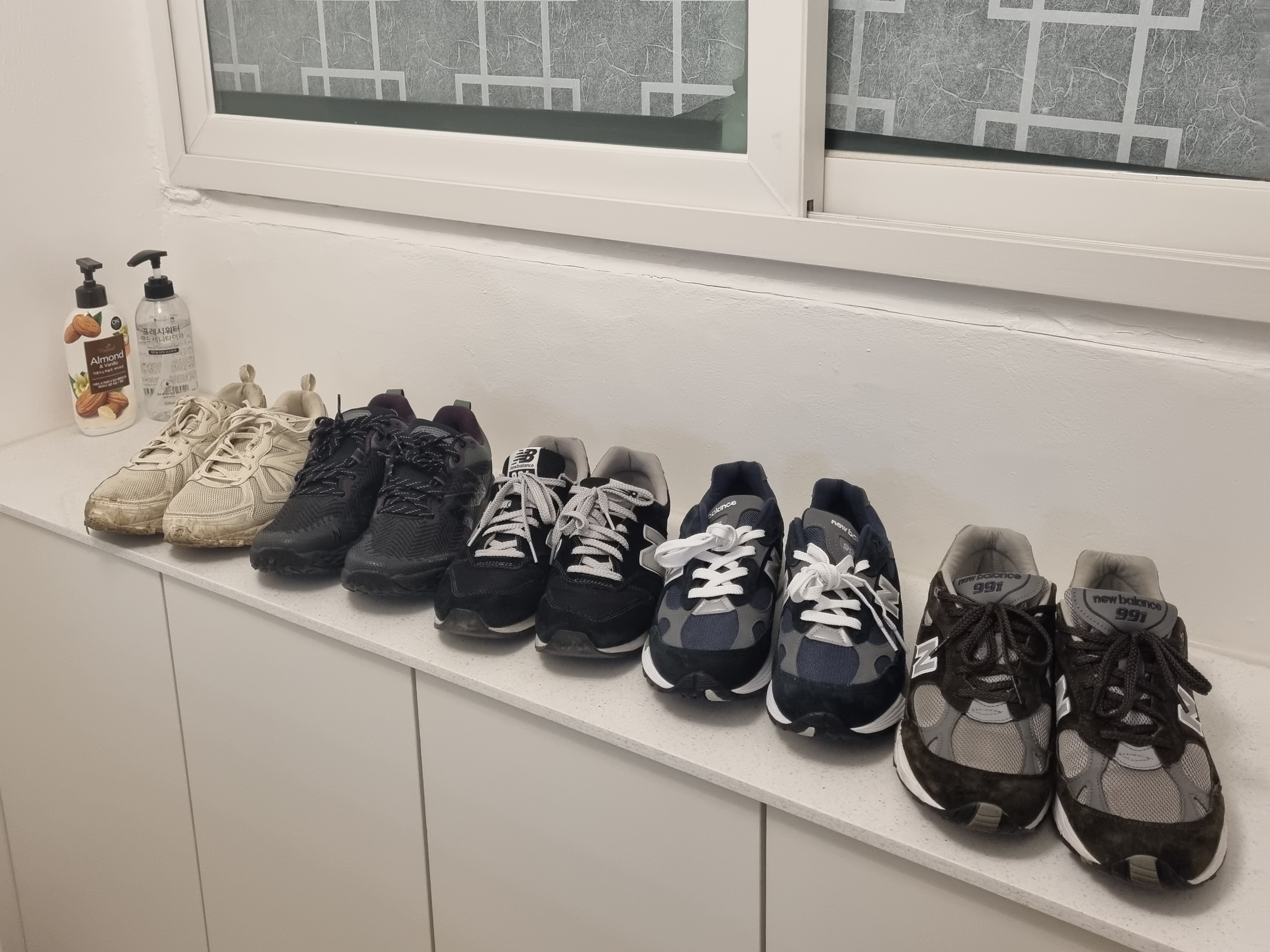 New Balance 991 Made in UK Dark Green, New Balance 992 Made in USA Navy 착용 스타일 - 1
