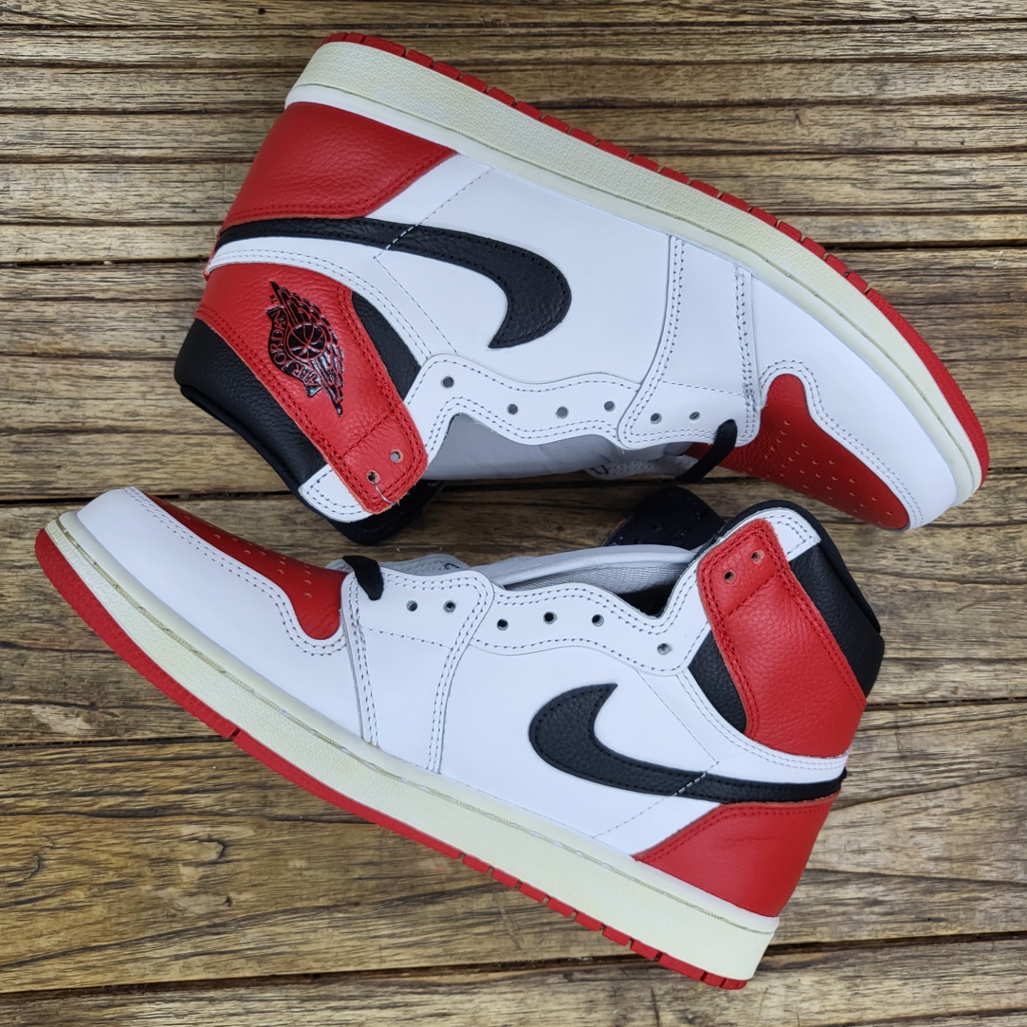 Jordan 1 Retro High OG Heritage 착용 스타일