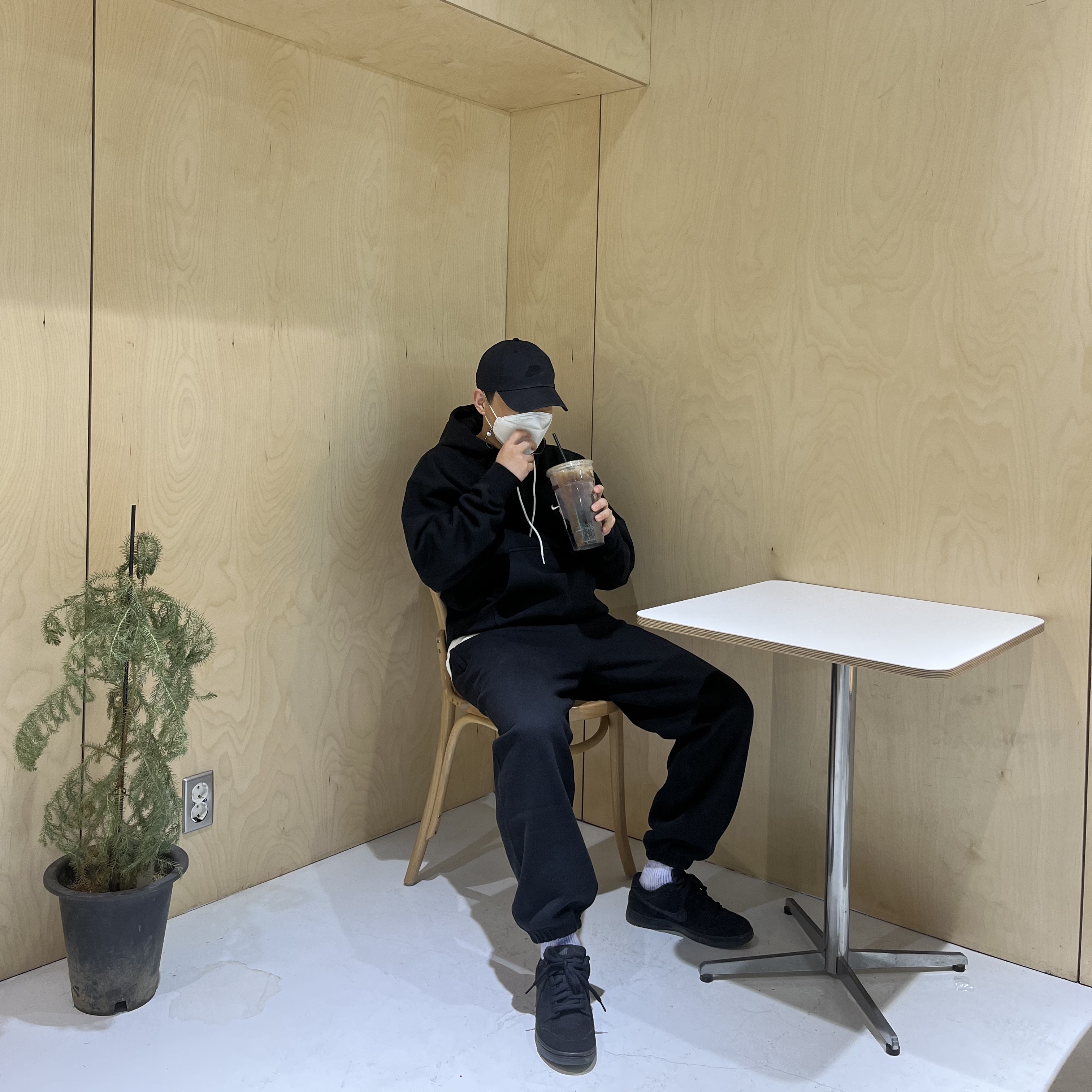 (W) Nike NRG Solo Swoosh Fleece Pants Black White - Asia, Nike NRG Solo Swoosh Fleece Hoodie Black White - Asia 착용 스타일