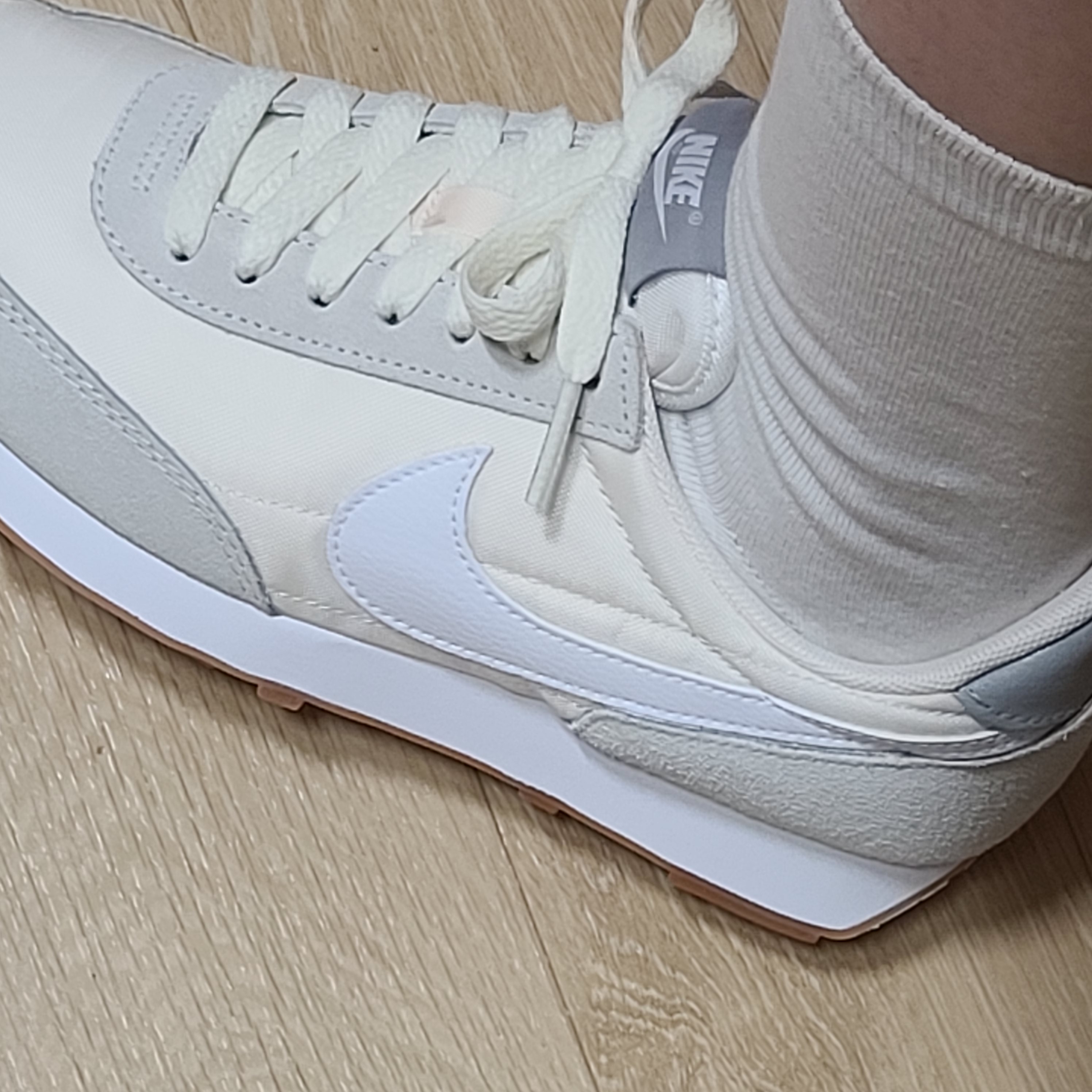 (W) Nike Daybreak Summit White 착용 스타일 - 3