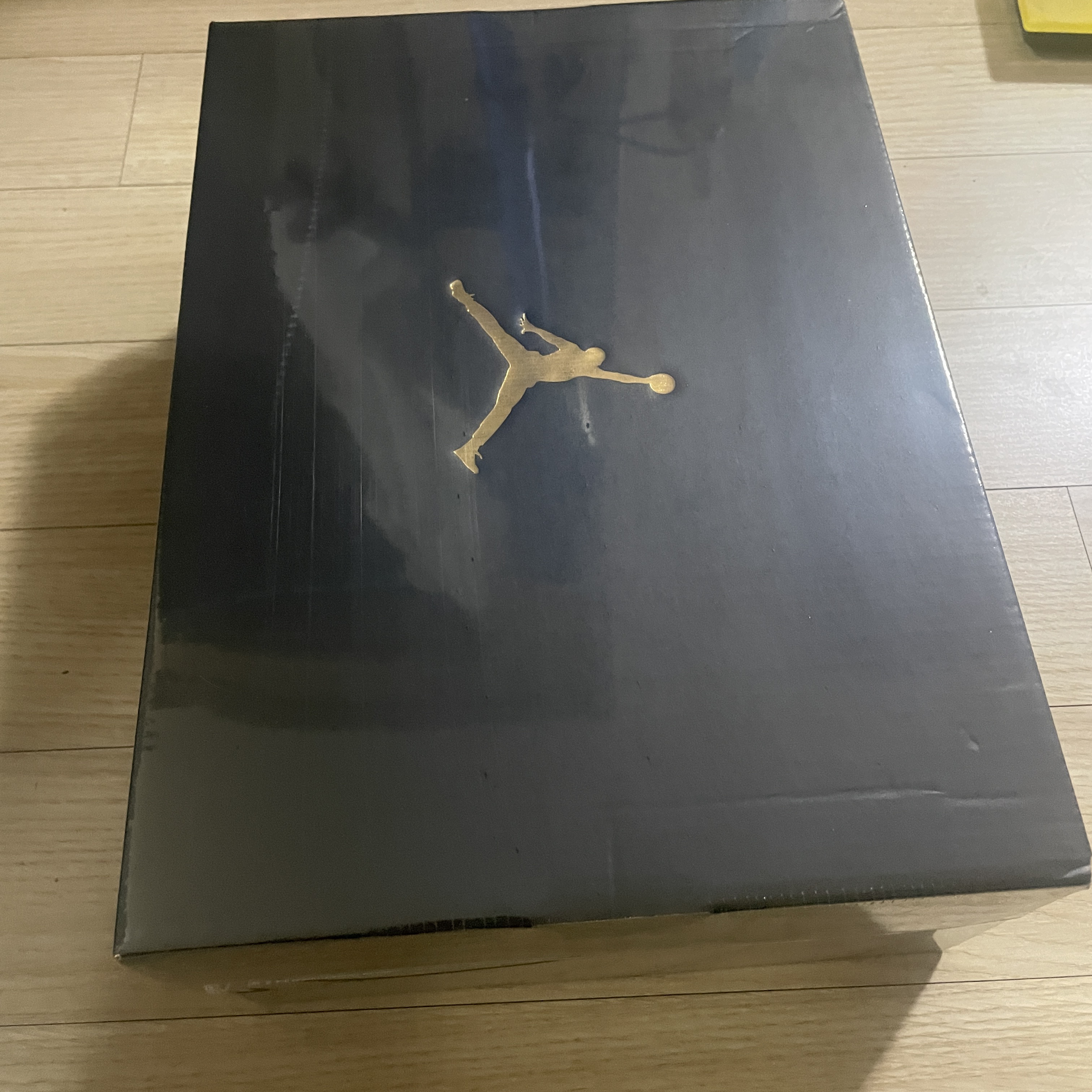 Jordan 1 Low SE Light Smoke Grey Gym Red 착용 스타일 - 4