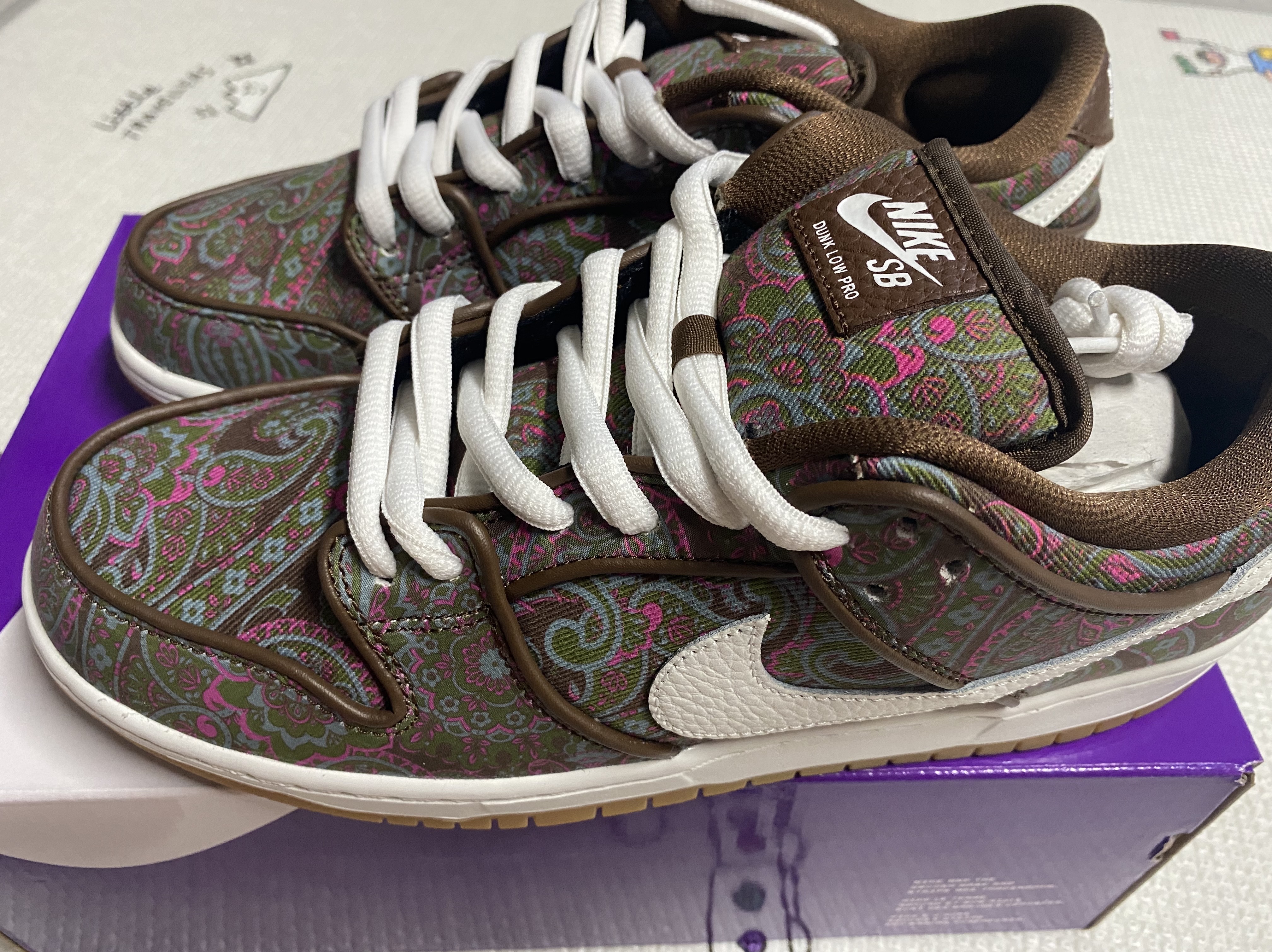 Nike SB Dunk Low Pro Premium Paisley 착용 스타일 - 2