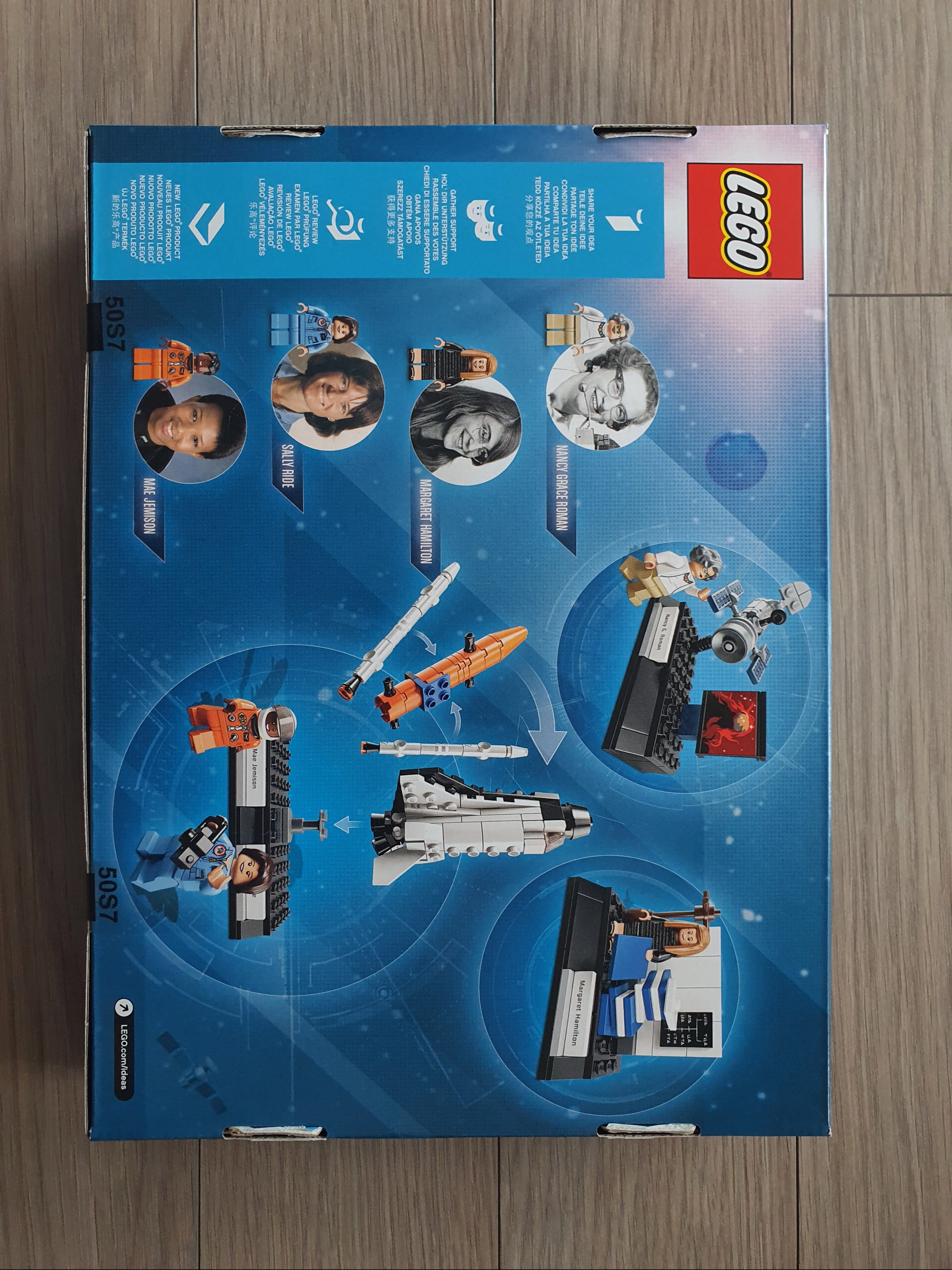 Lego Women of NASA 착용 스타일 - 2