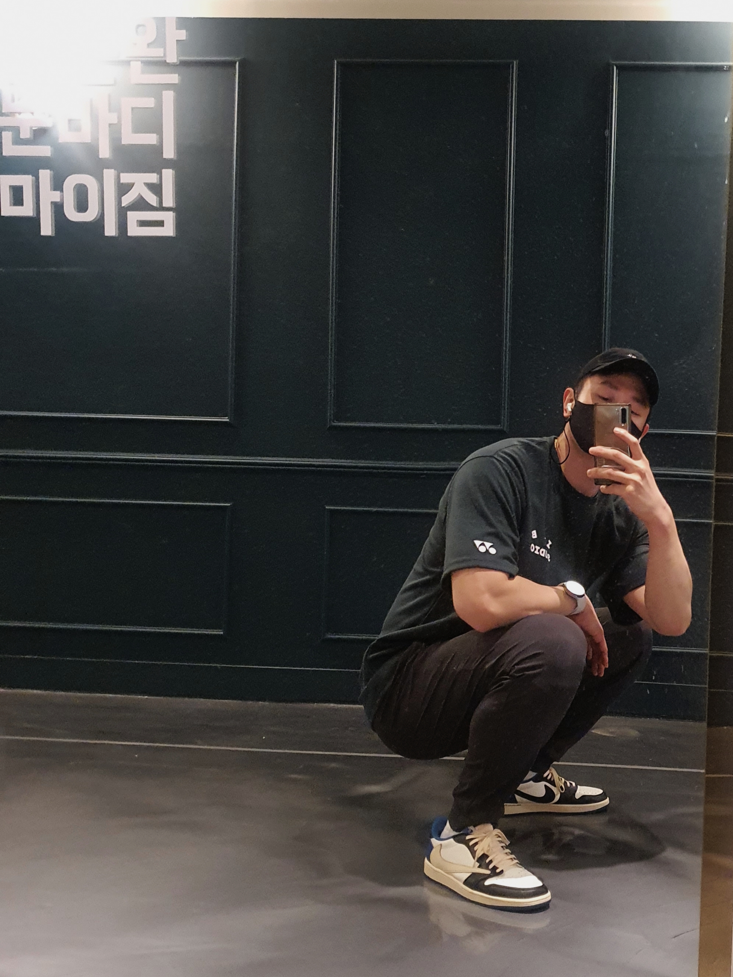 Stone Island 114WN T.CO+OLD Overshirt Pastel Blue - 22SS, Jordan 1 x Travis Scott x Fragment Retro Low OG SP Military Blue 착용 스타일 - 2