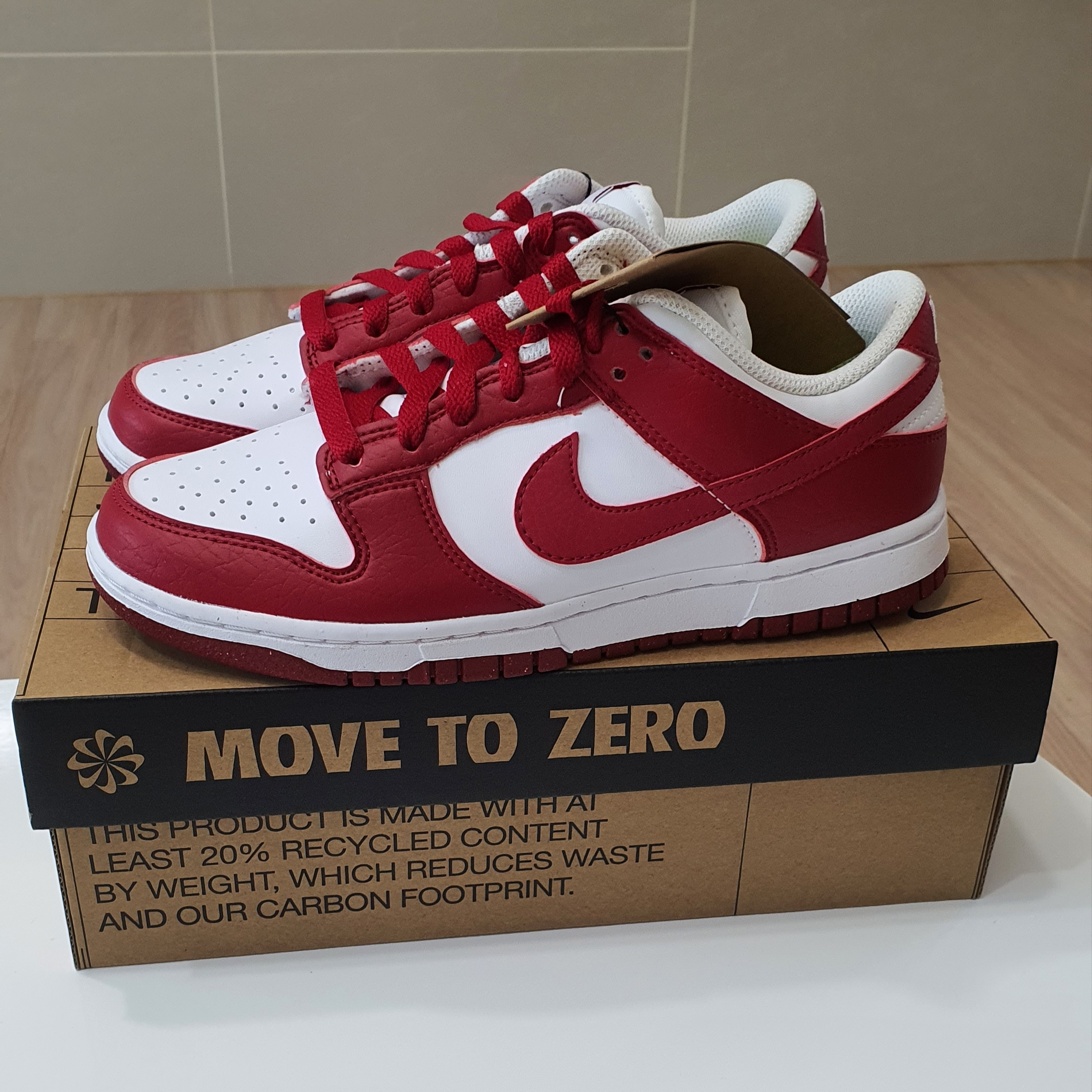 (W) Nike Dunk Low Next Nature Gym Red 착용 스타일