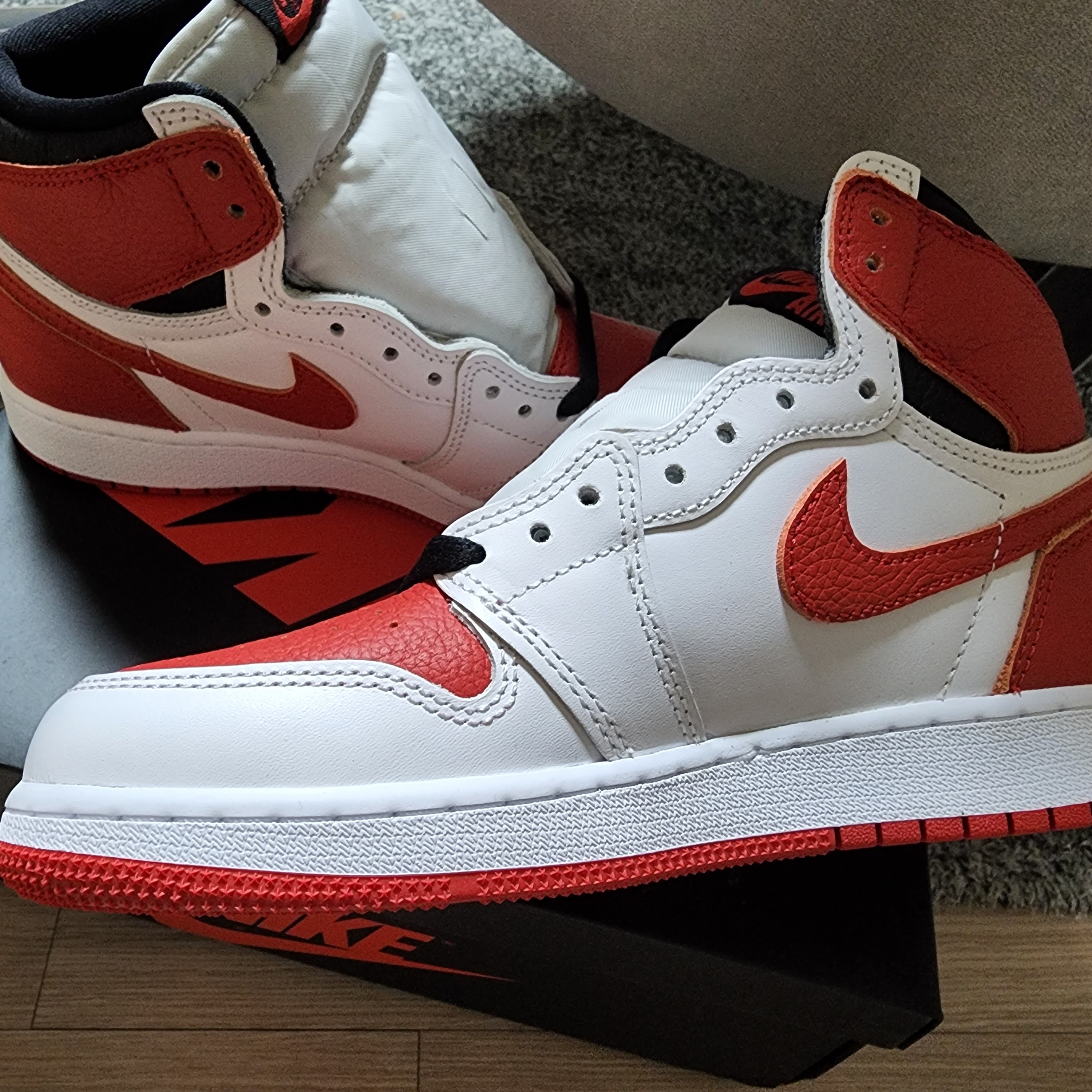 Jordan 1 Retro High OG Heritage 착용 스타일 - 1