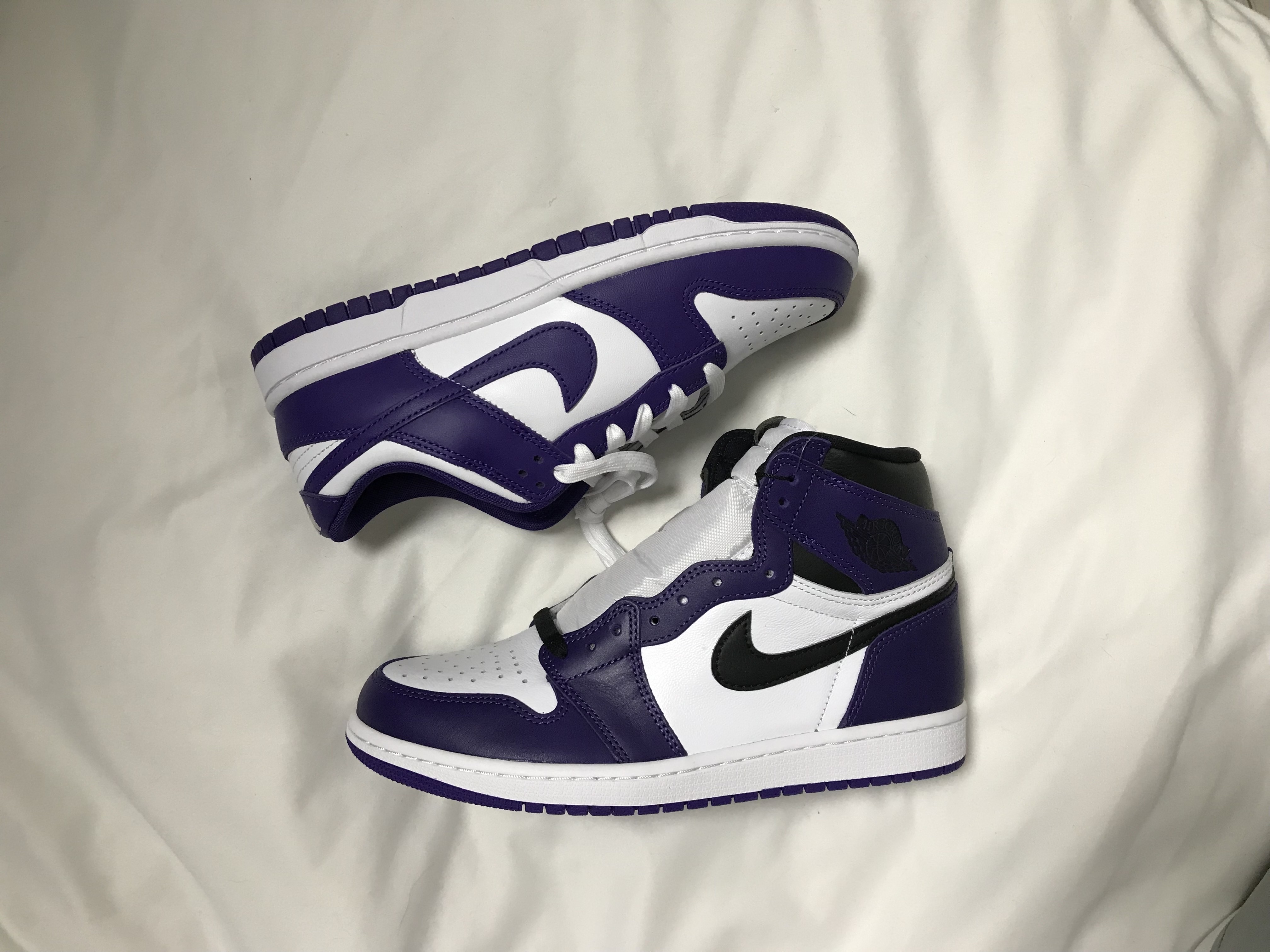 Jordan 1 Retro High OG Court Purple 2020, Nike Dunk Low Retro Championship Court Purple 착용 스타일 - 1