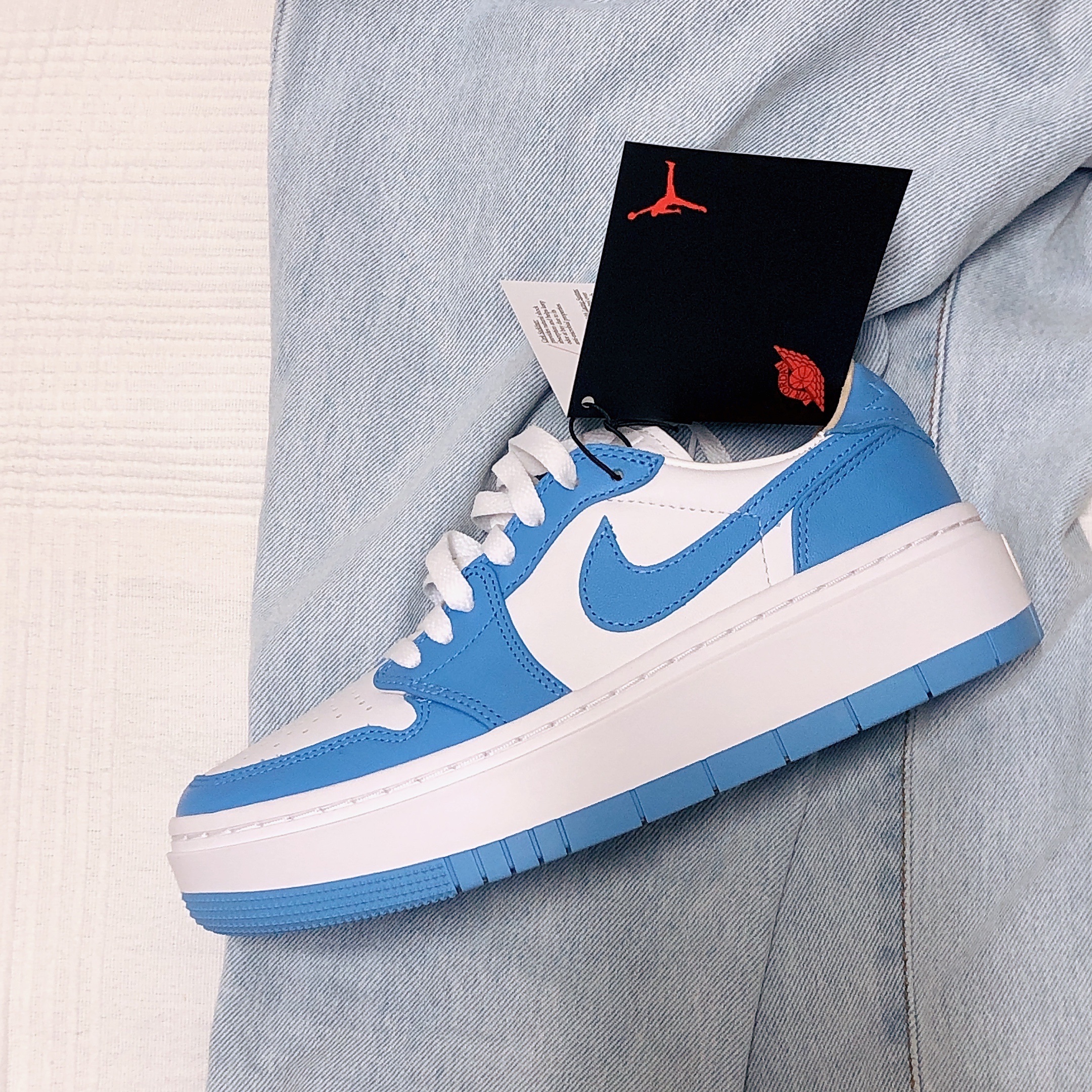 (W) Jordan 1 Elevate Low SE University Blue 착용 스타일