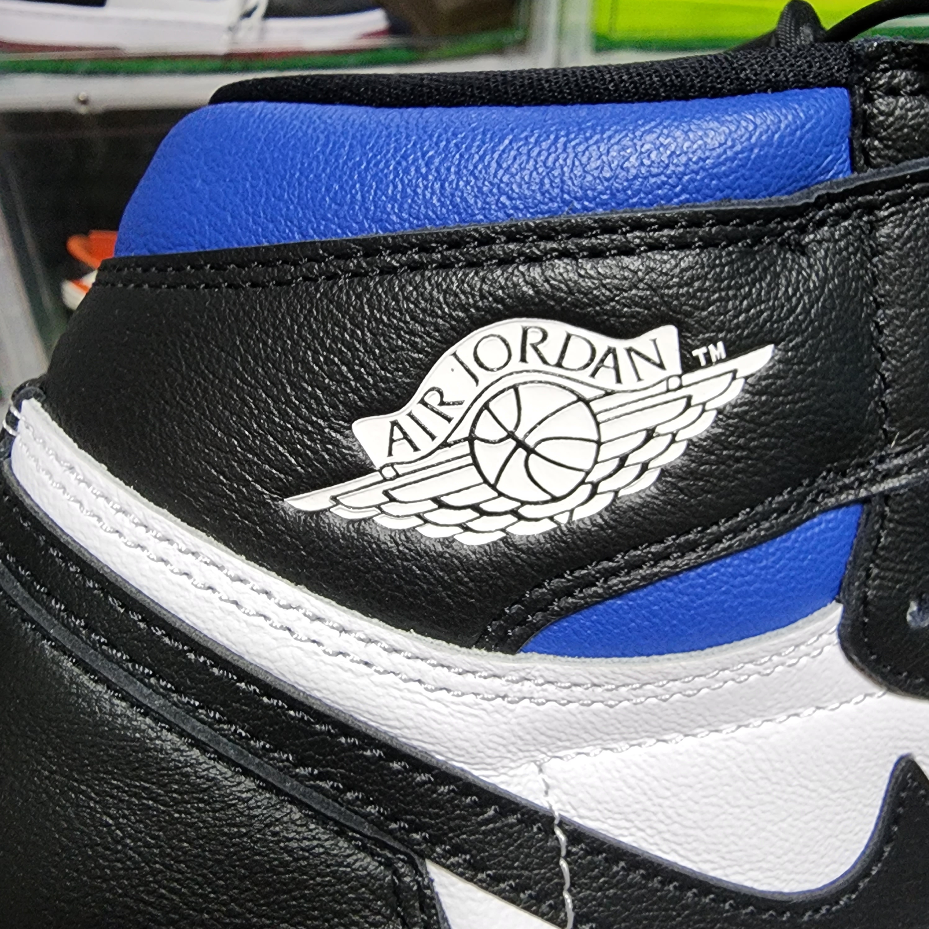 Jordan 1 Retro High OG Royal Toe 착용 스타일 - 1
