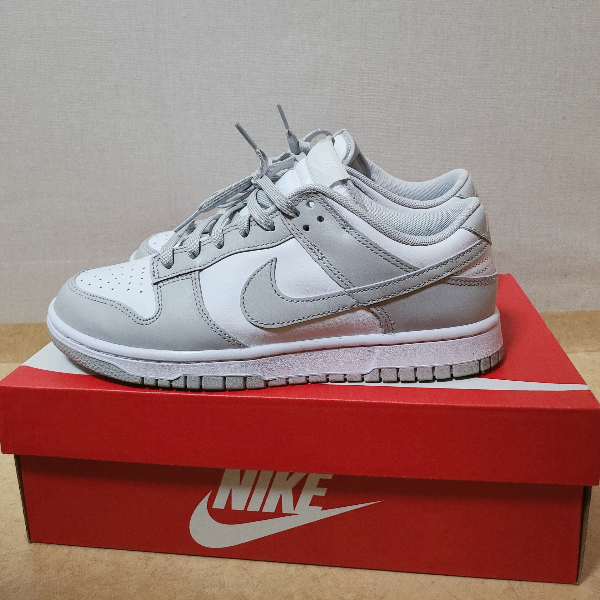 Nike Dunk Low Retro Grey Fog 착용 스타일 - 3