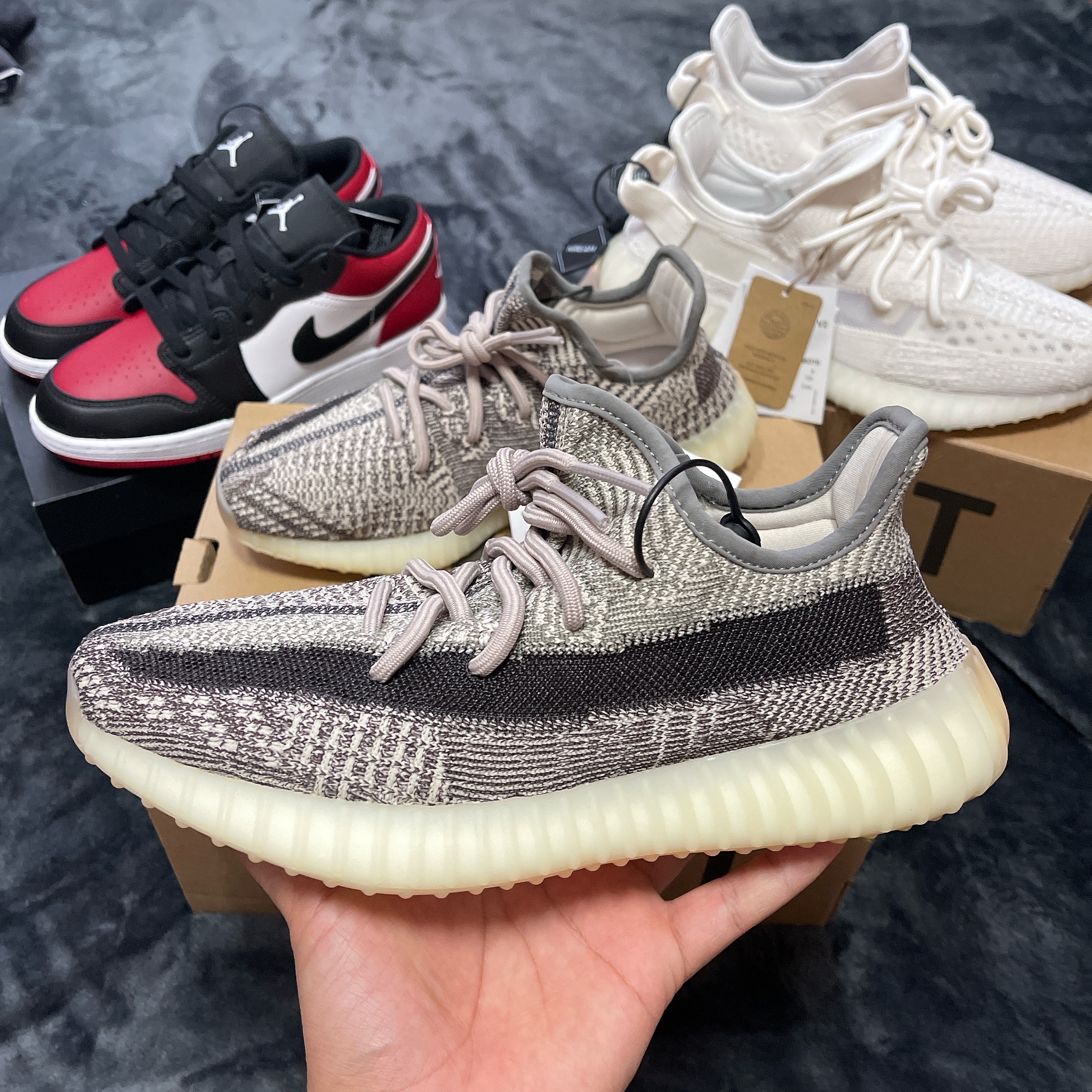 Adidas Yeezy Boost 350 V2 Zyon 착용 스타일
