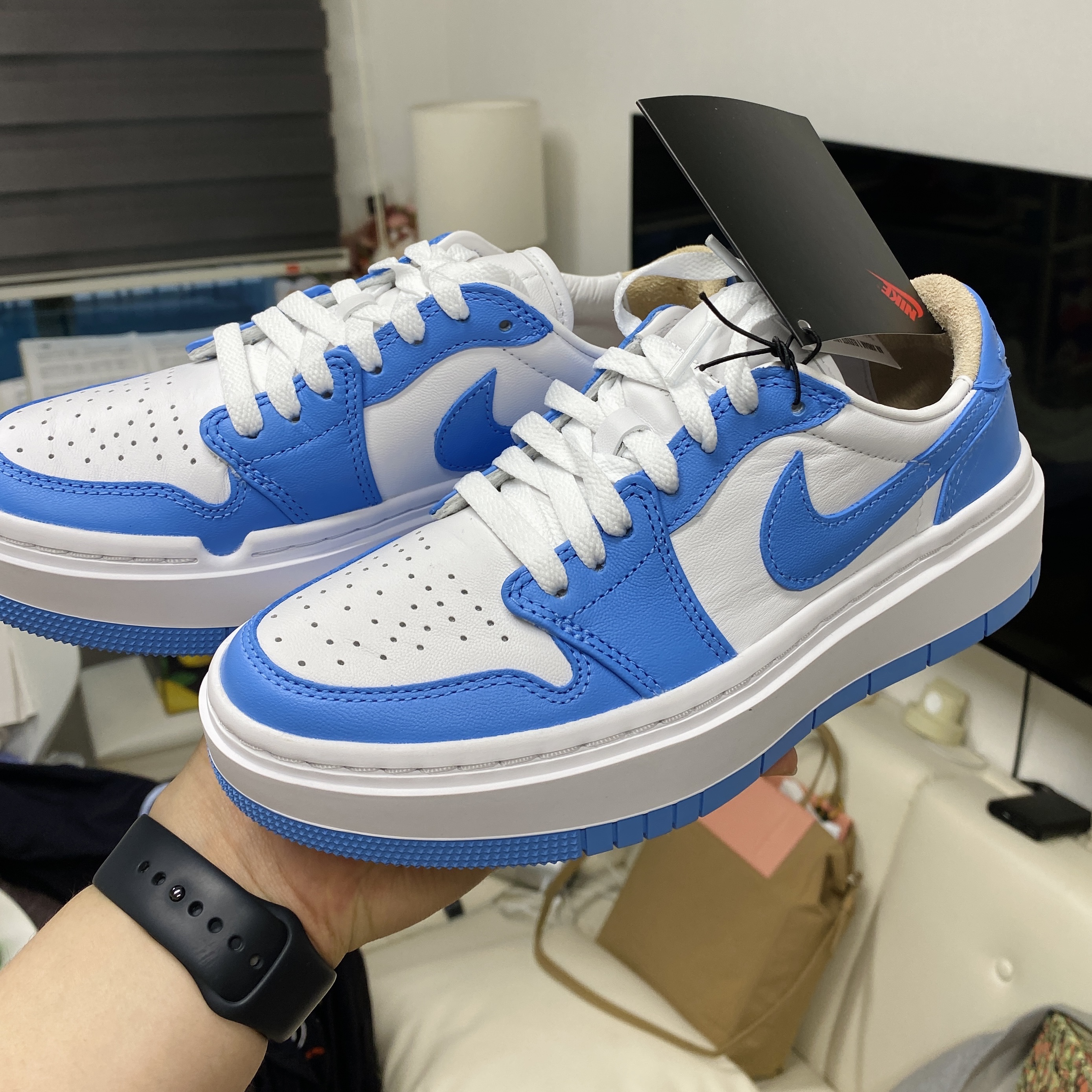 (W) Jordan 1 Elevate Low SE University Blue 착용 스타일