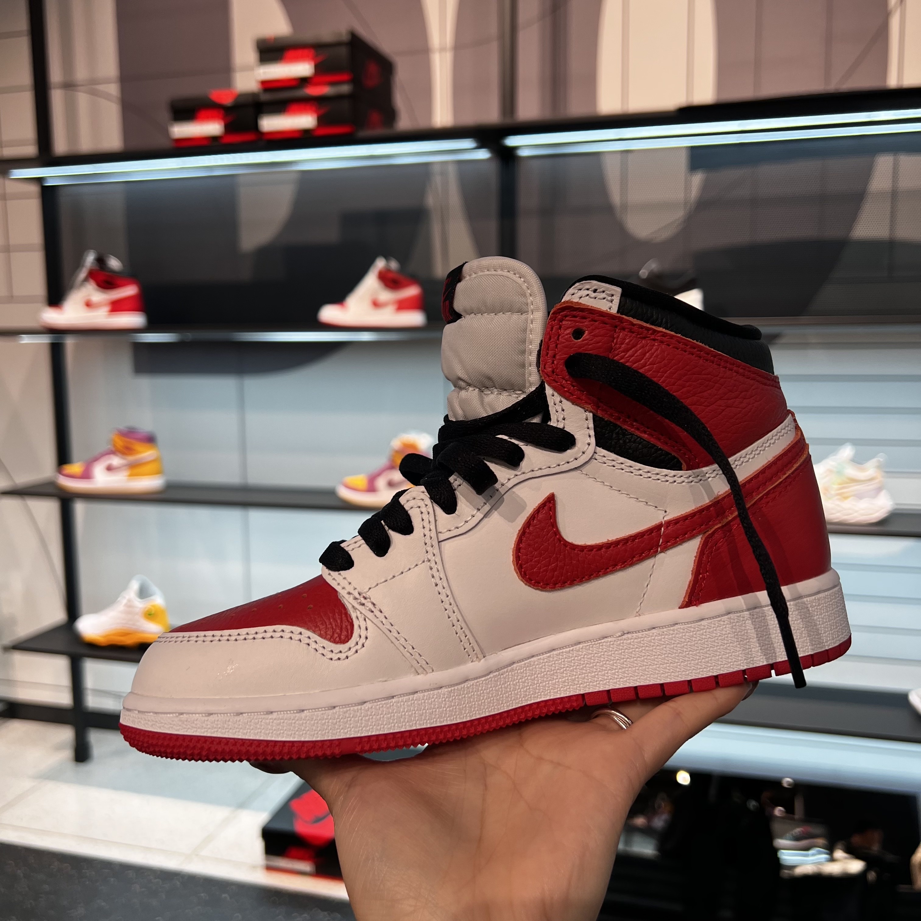 (GS) Jordan 1 Retro High OG Heritage 착용 스타일 - 2