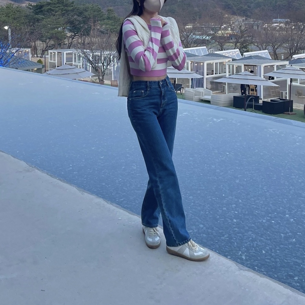 (W) Maison Margiela Calfskin Replica Sneakers White 착용 스타일 - 2