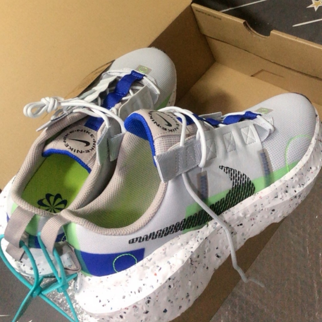 Nike Crater Impact Pure Platinum Electro Green 착용 스타일 - 1