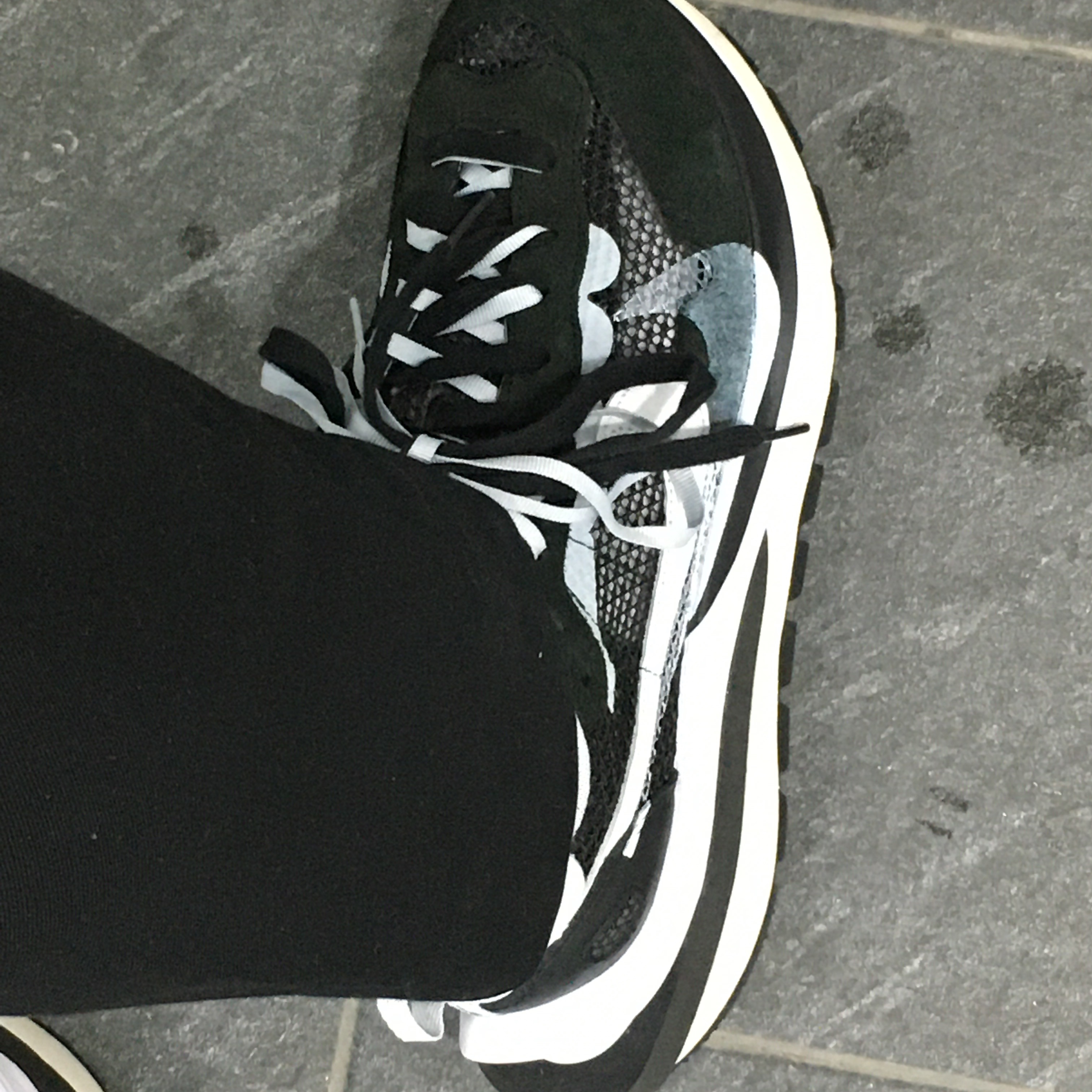 Nike x Sacai VaporWaffle Black White 착용 스타일 - 2
