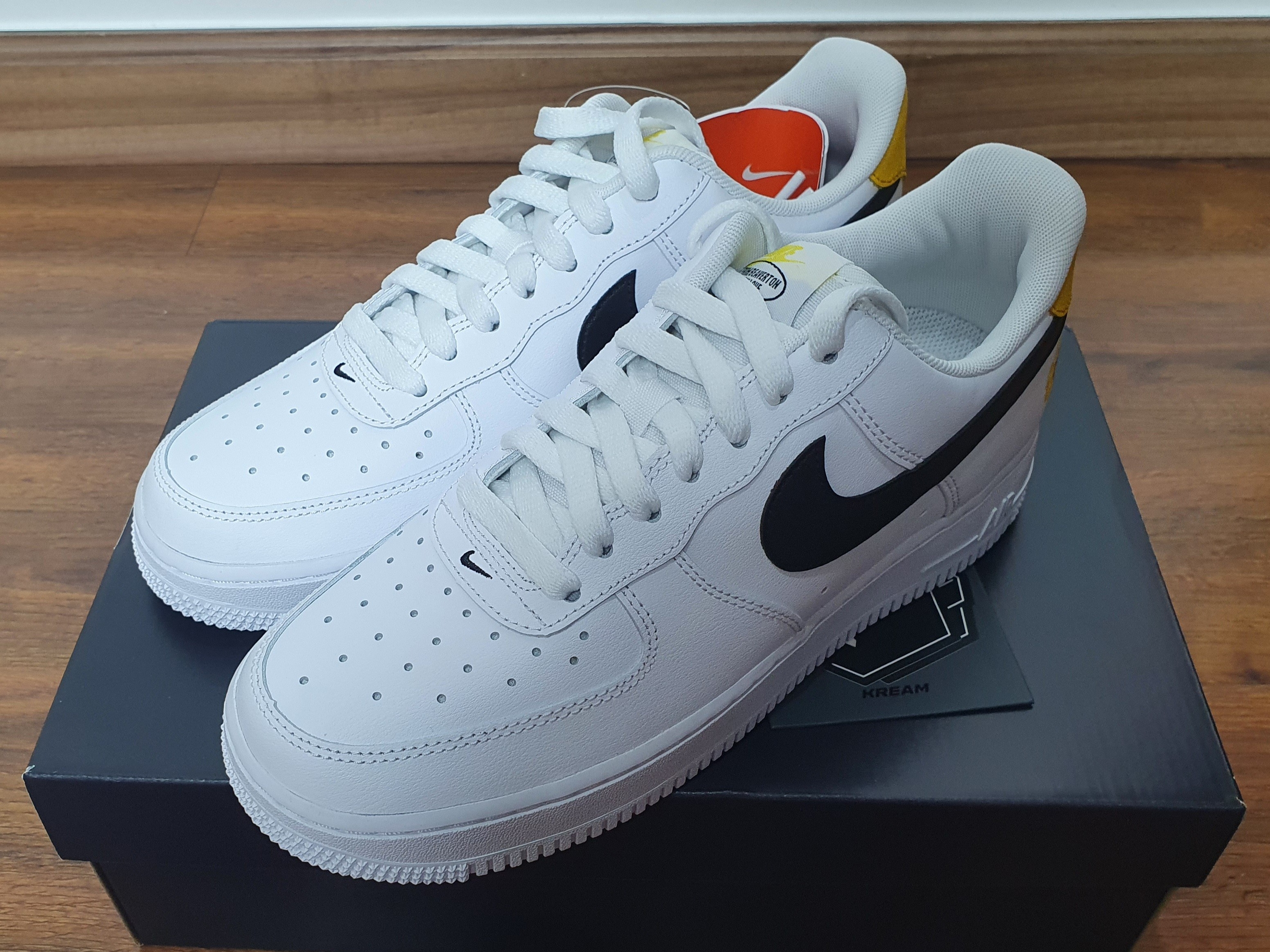 Nike Air Force 1 '07 LV8 2 Have a Nike Day 착용 스타일 - 2