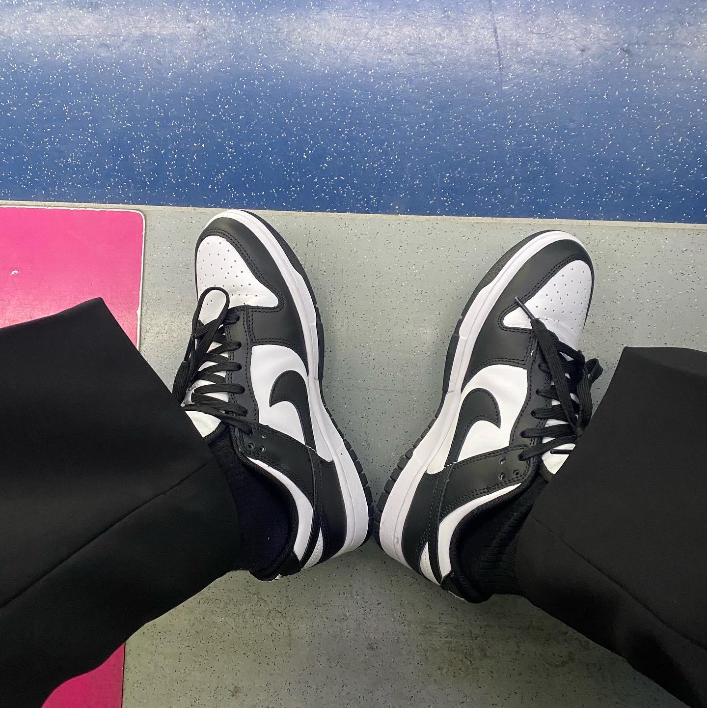 Nike Dunk Low Retro Black 착용 스타일 - 5