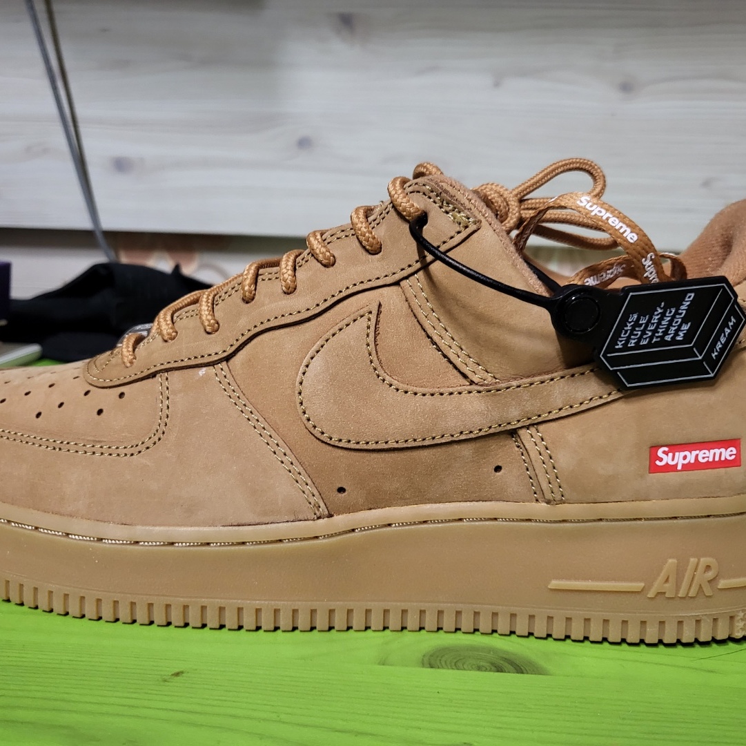 Nike x Peaceminusone Kwondo1 White, Nike x Supreme Air Force 1 Low Flax 착용 스타일 - 2