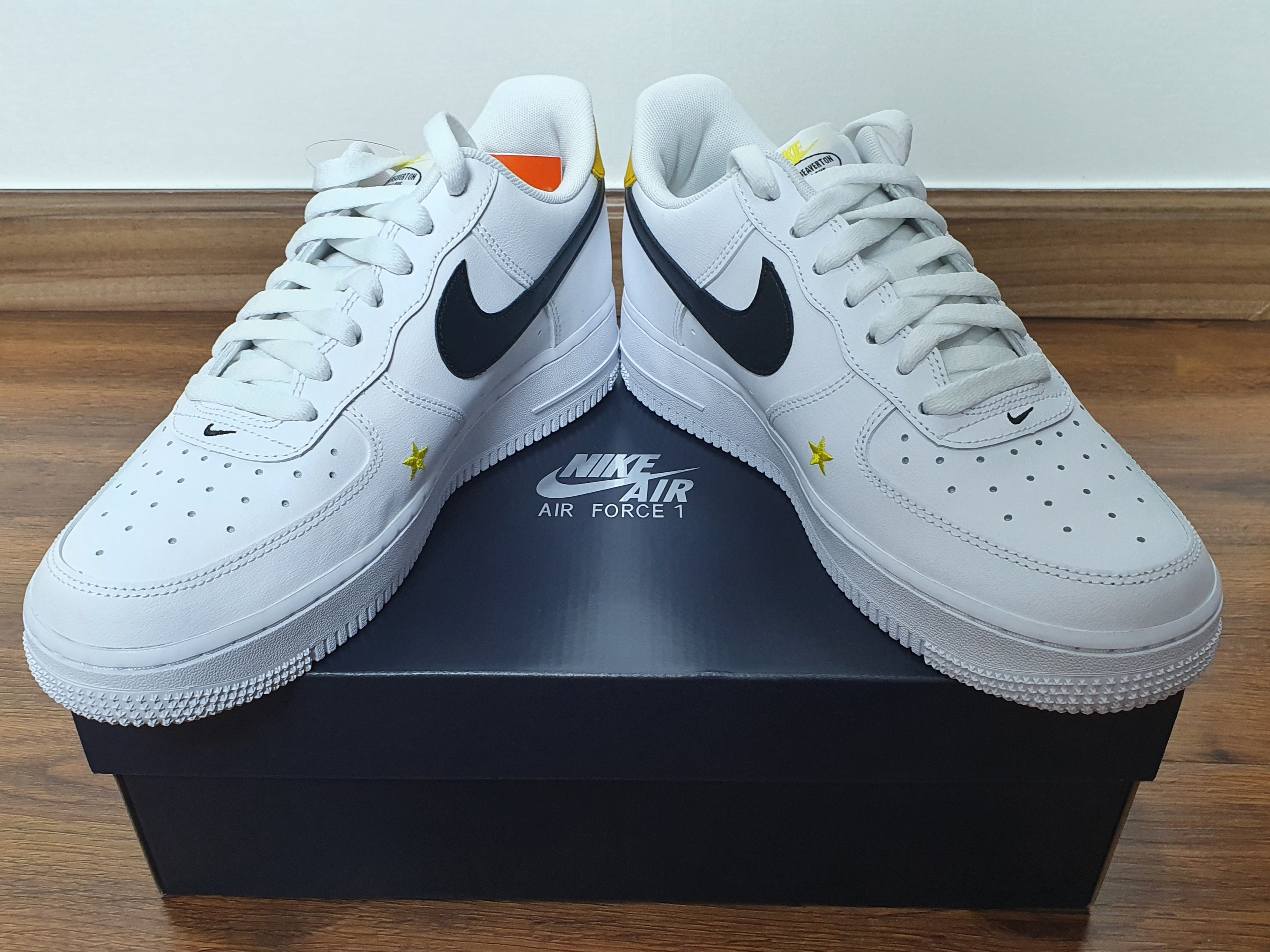 Nike Air Force 1 '07 LV8 2 Have a Nike Day 착용 스타일 - 3