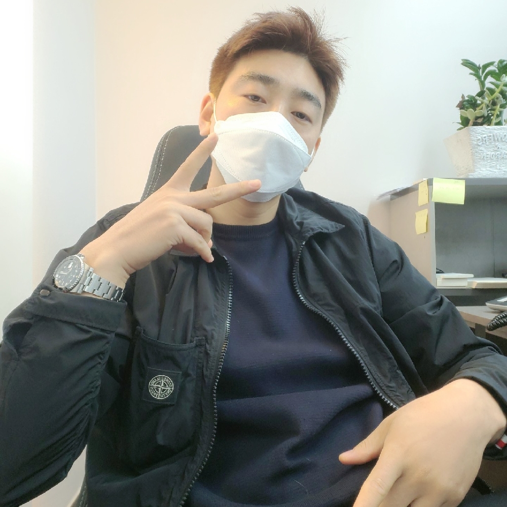 KREAM 프로필 이미지
