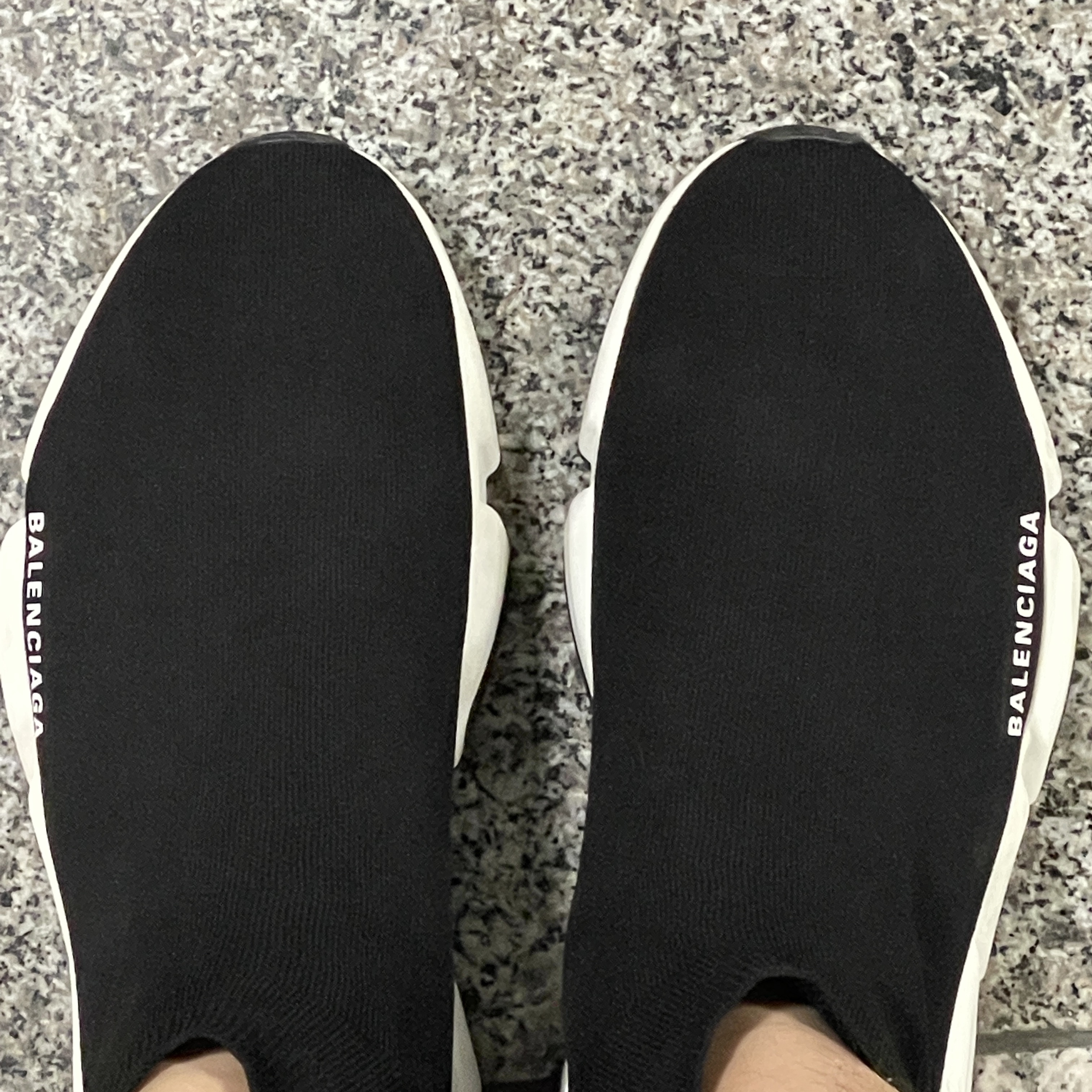 Balenciaga Speed Trainer Black White 2019 착용 스타일