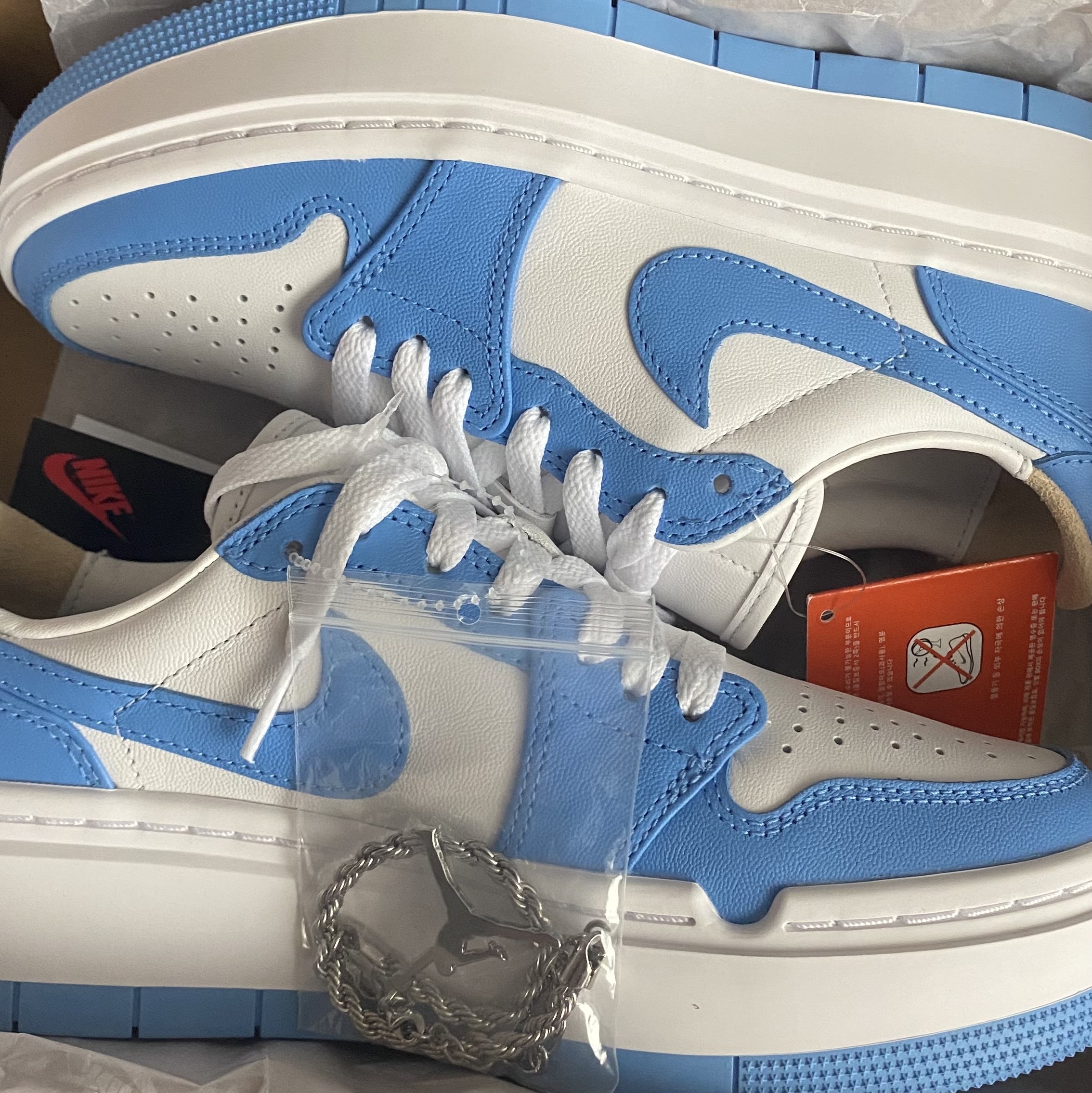 (W) Jordan 1 Elevate Low SE University Blue 착용 스타일
