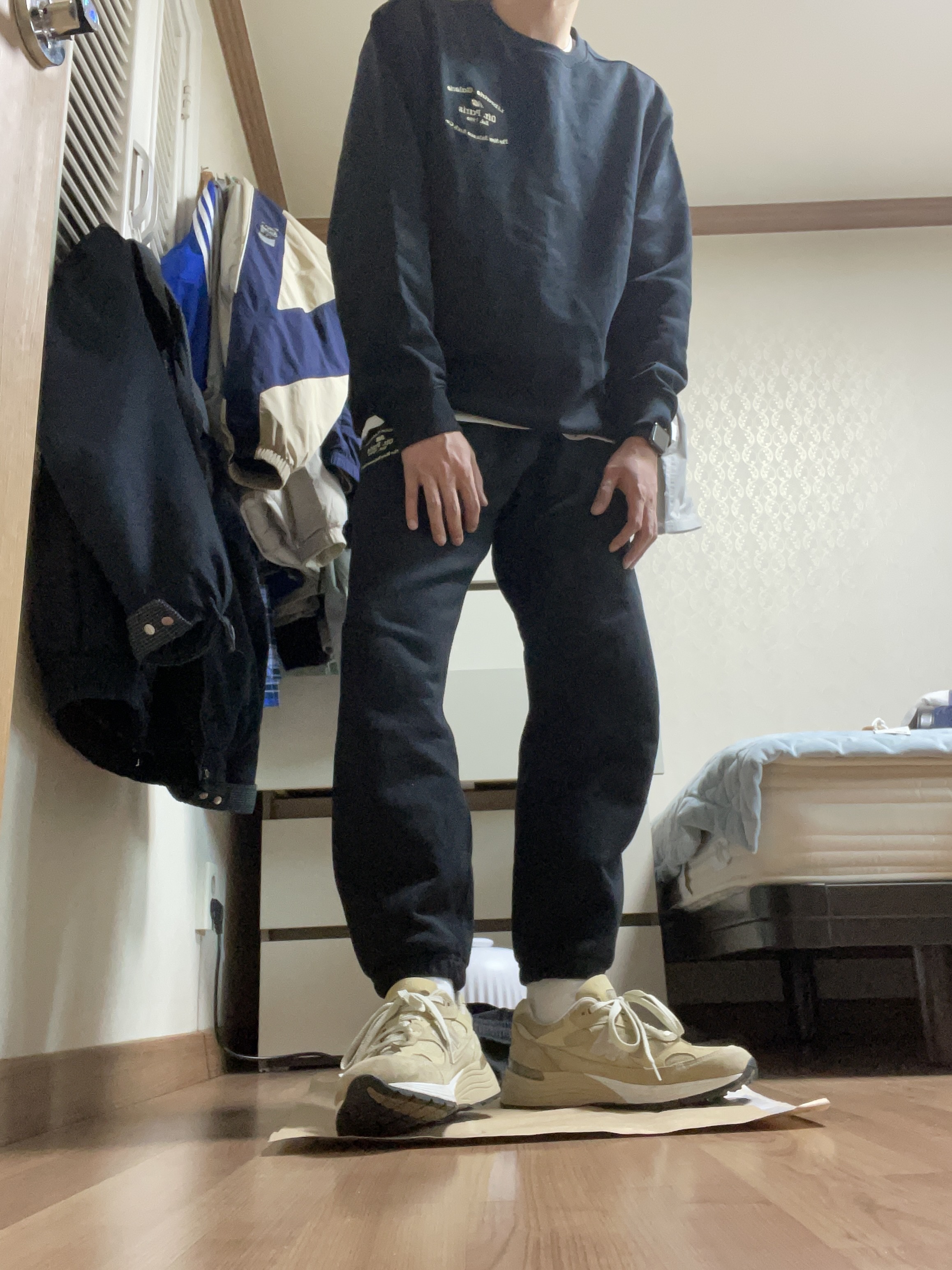 New Balance 992 Made in USA Tan 착용 스타일 - 2