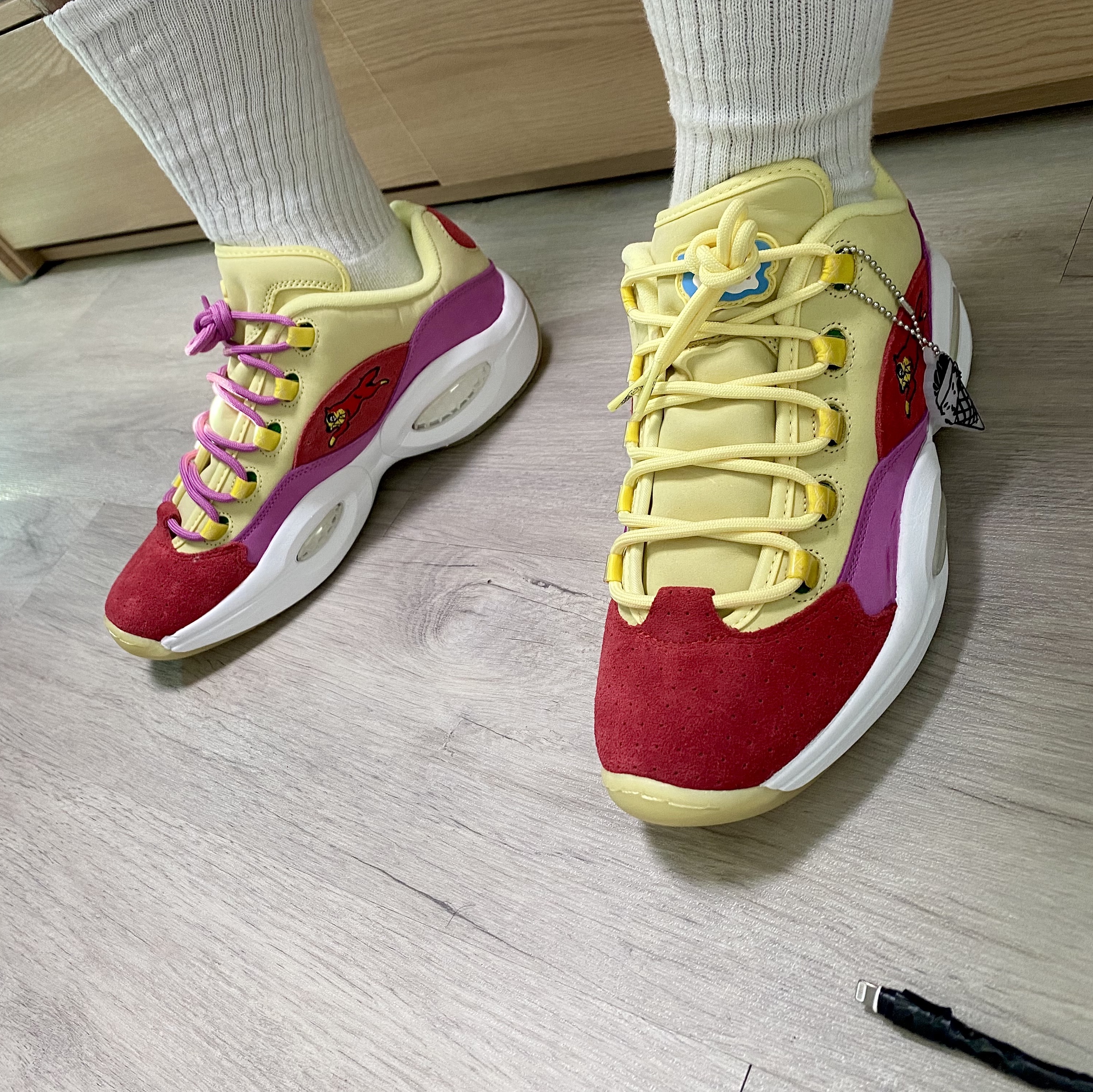 Reebok x Billionaire Boys Club x Icecream Question Low Yellow Red 착용 스타일 - 1