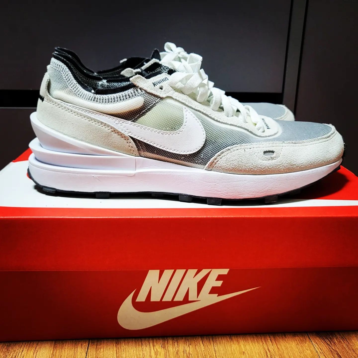 Nike Waffle One Infinite Lilac 착용 스타일