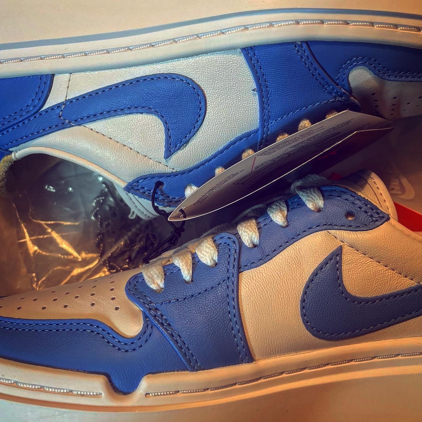 (W) Jordan 1 Elevate Low SE University Blue 착용 스타일 - 2