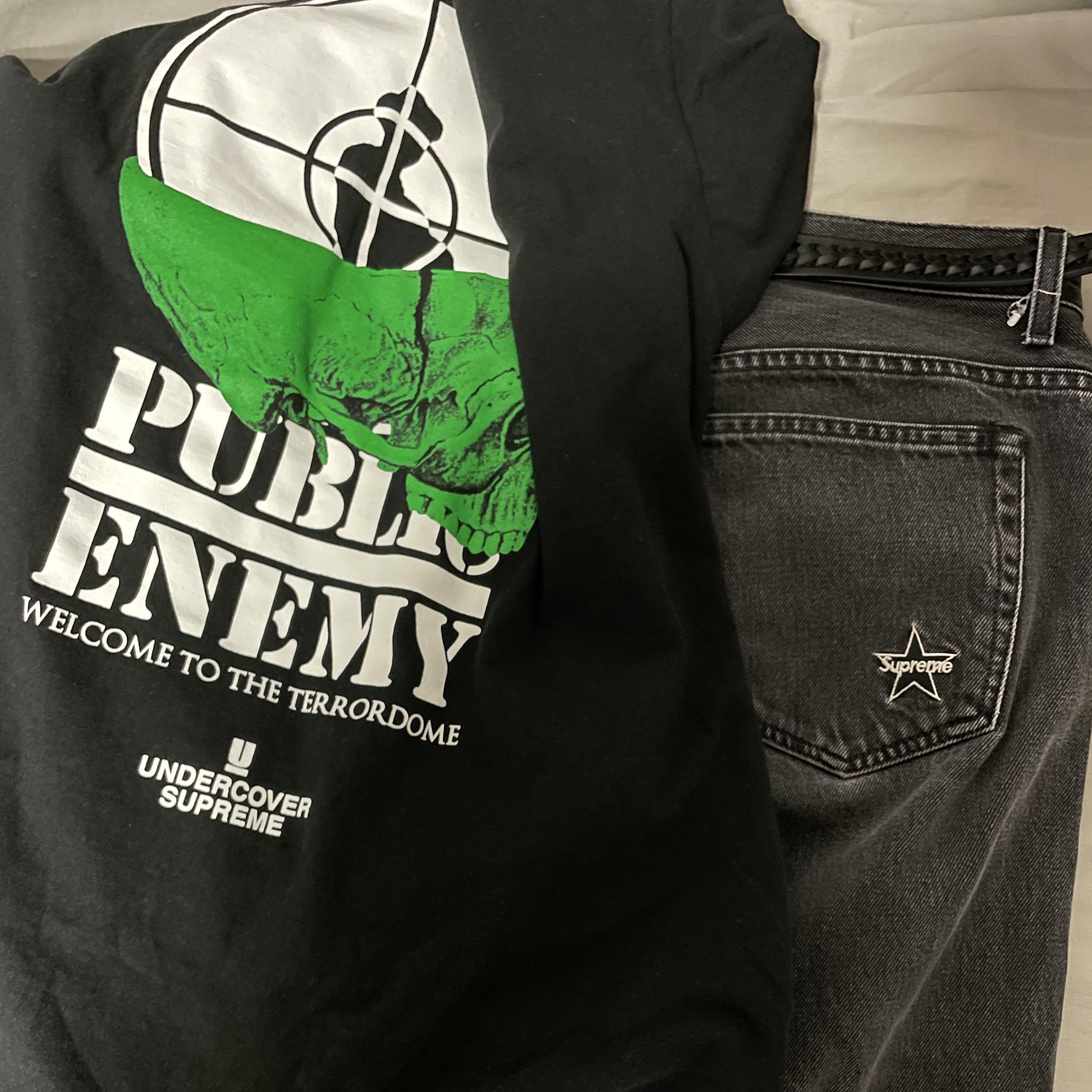 Supreme x Undercover Public Enemy Terrordome T-Shirt Black - 18SS 착용 스타일