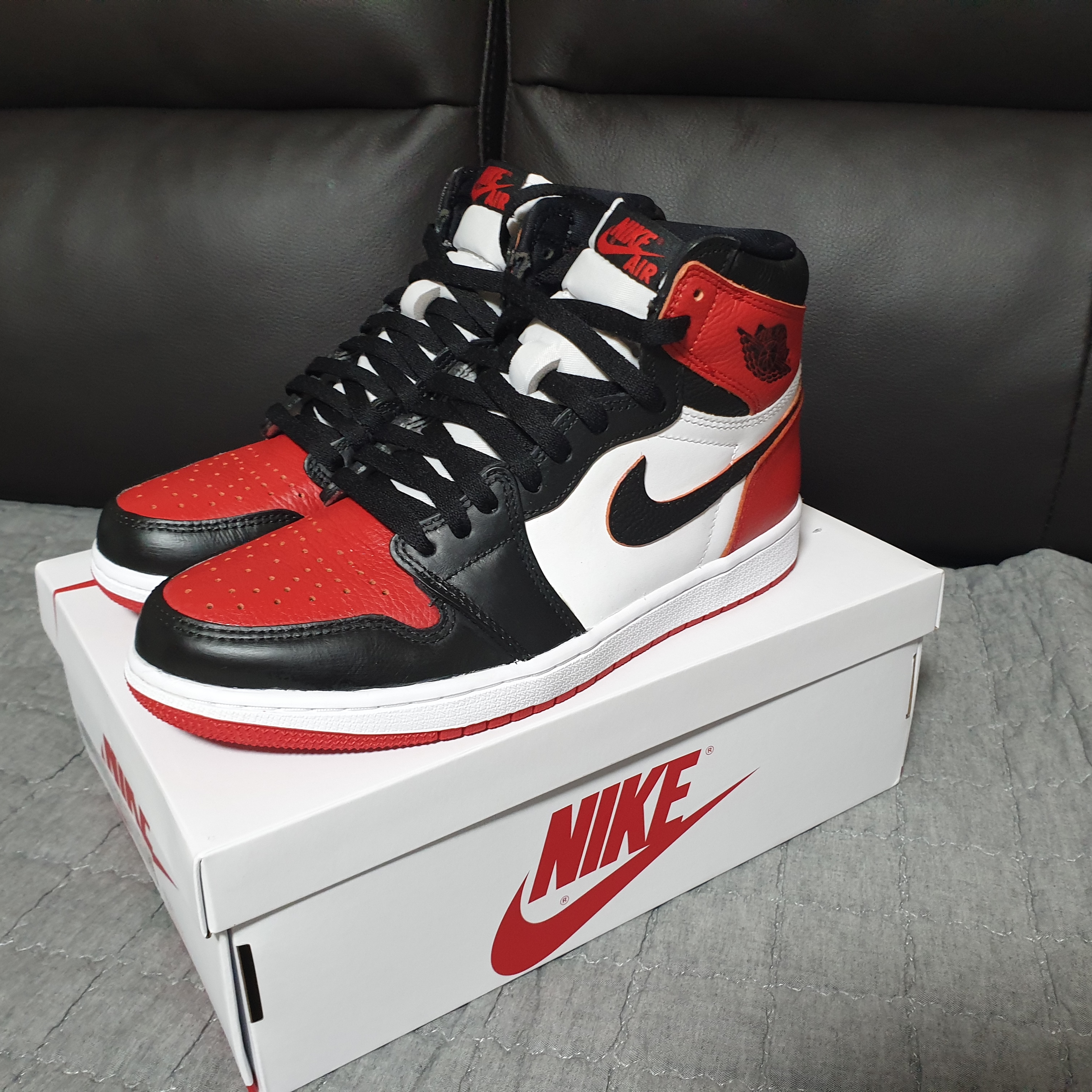 Jordan 1 Retro High OG Heritage 착용 스타일 - 2