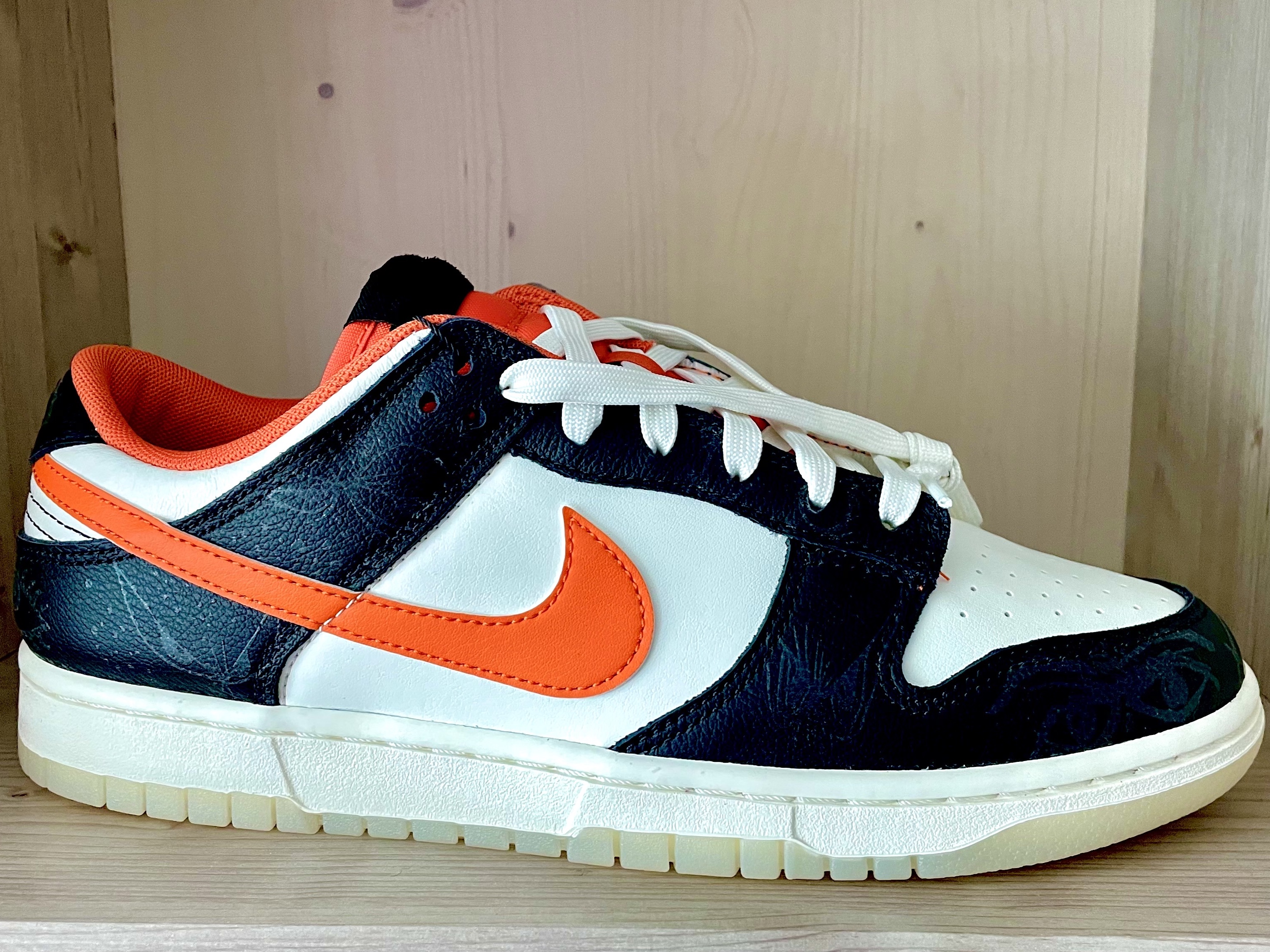 Nike Dunk Low Retro PRM Halloween 착용 스타일