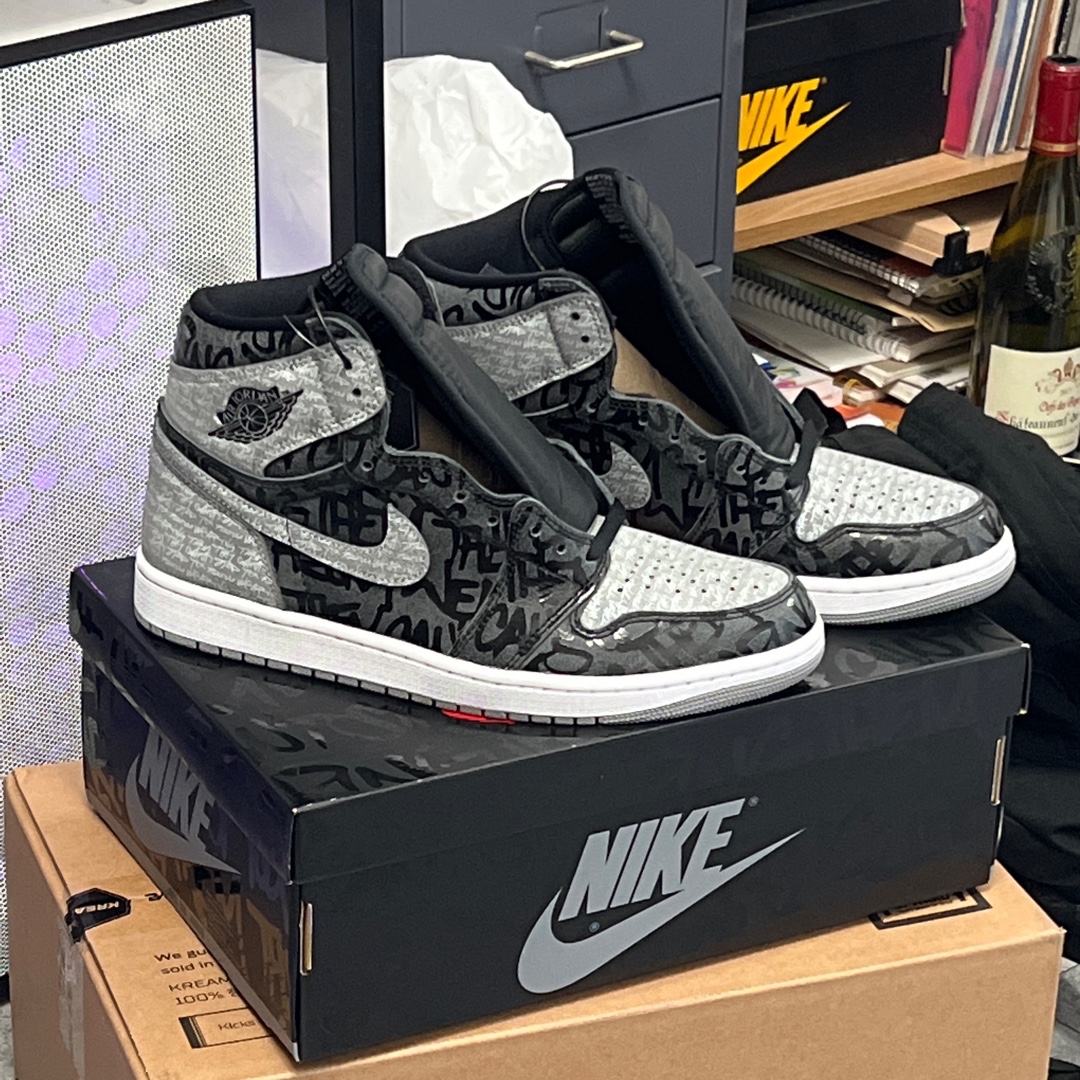 Jordan 1 Retro High OG Rebellionaire 착용 스타일
