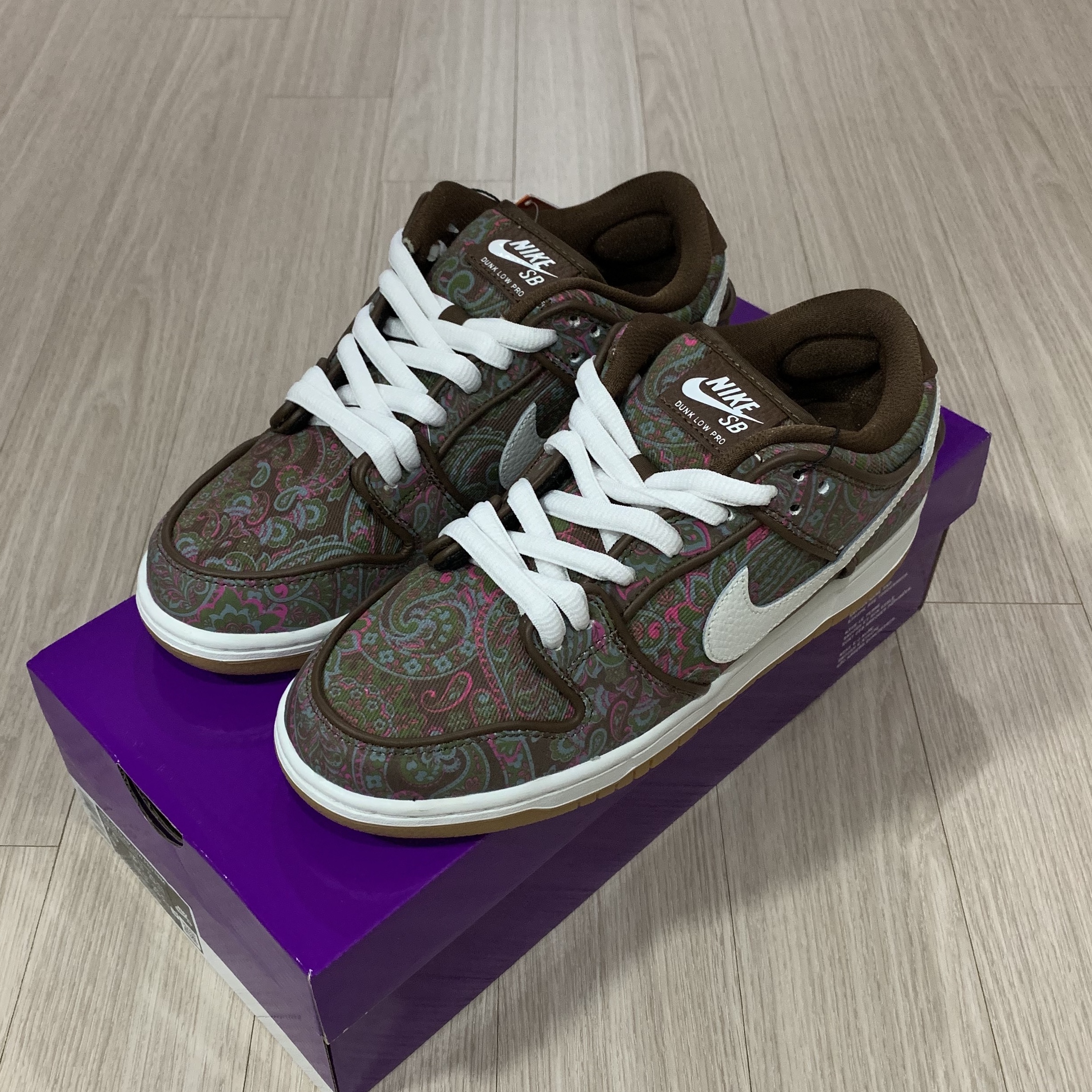Nike SB Dunk Low Pro Premium Paisley 착용 스타일 - 1
