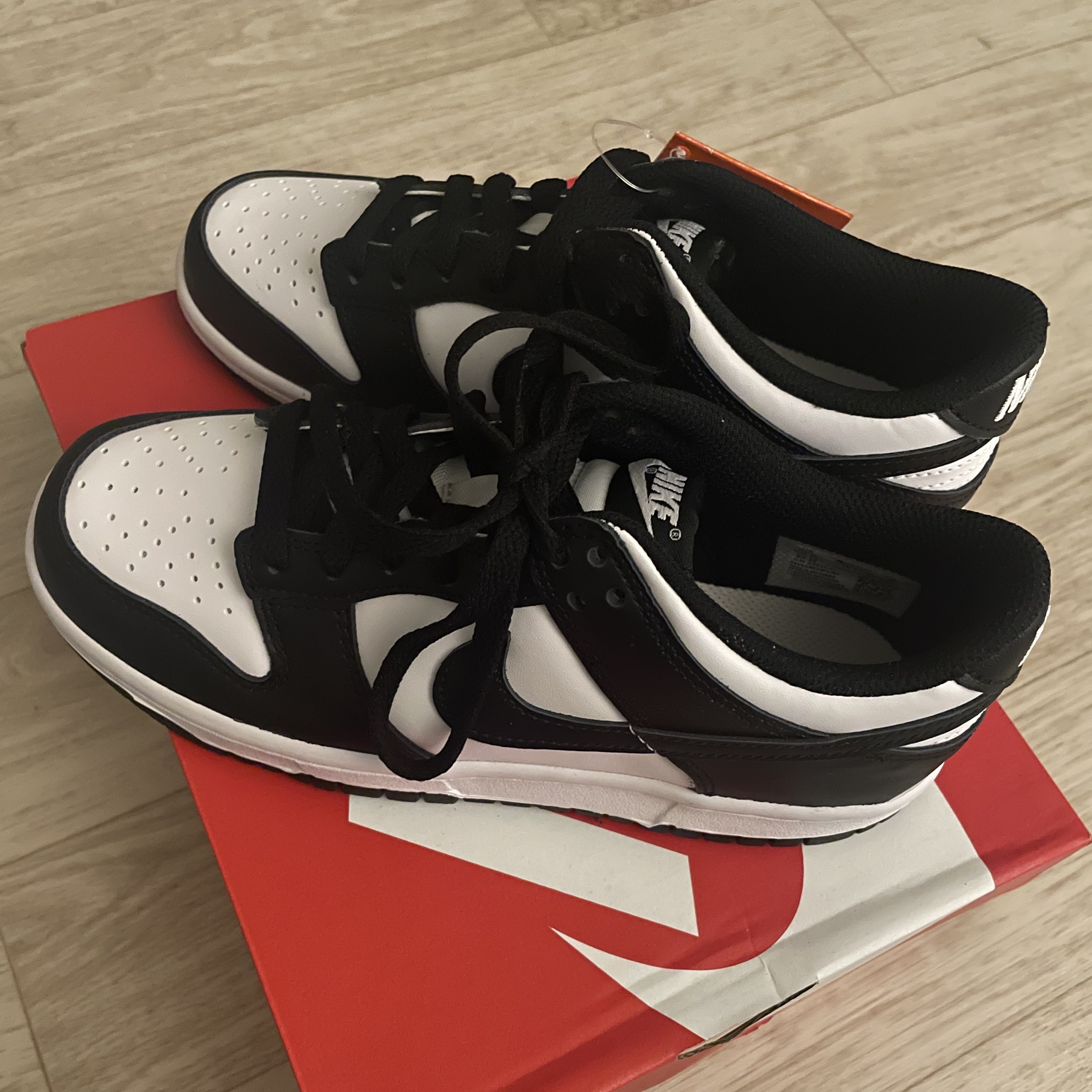 Nike Dunk Low Retro Black, (GS) Nike Dunk Low Black 착용 스타일