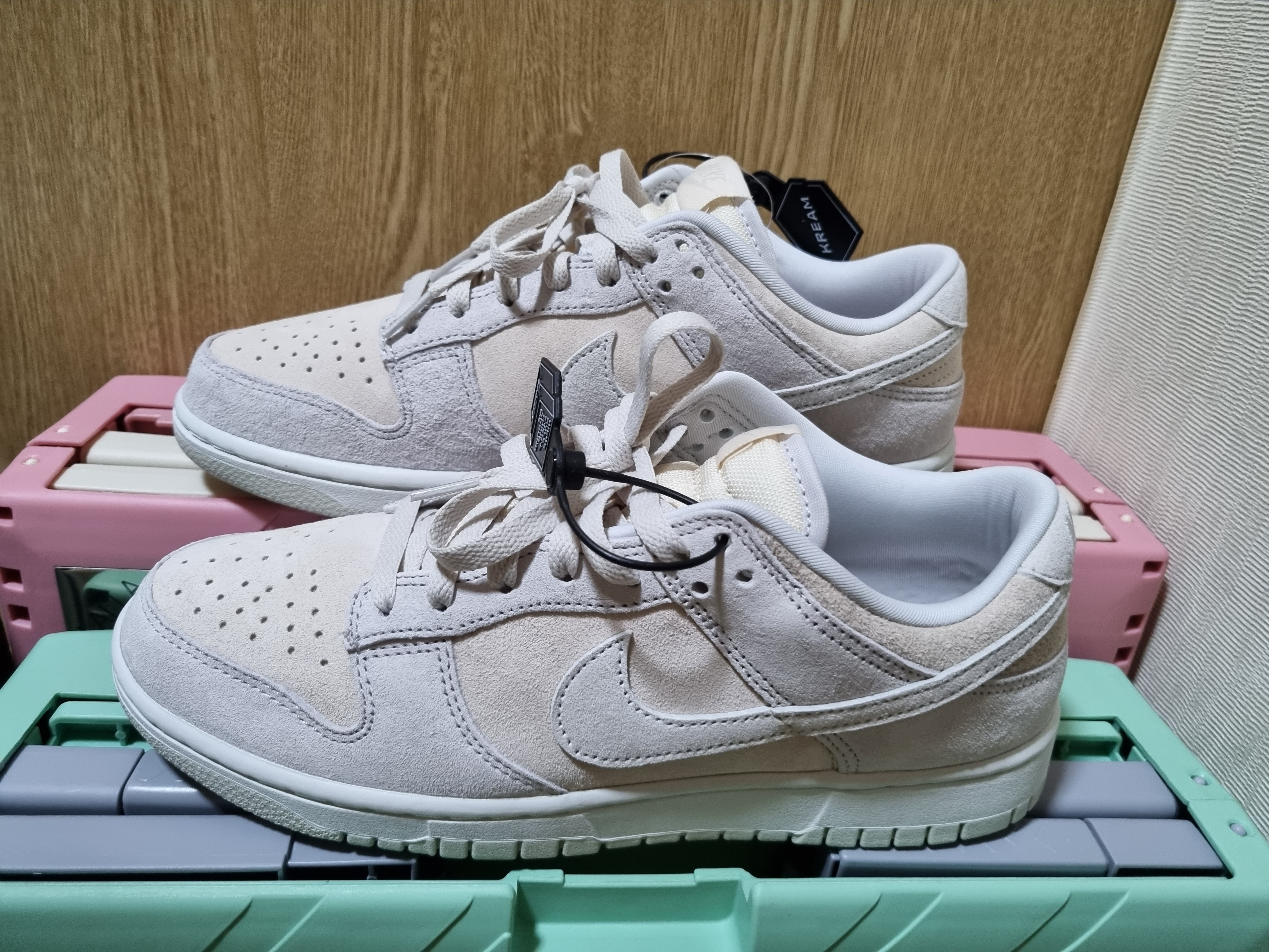 Nike Dunk Low Retro PRM Vast Grey 착용 스타일
