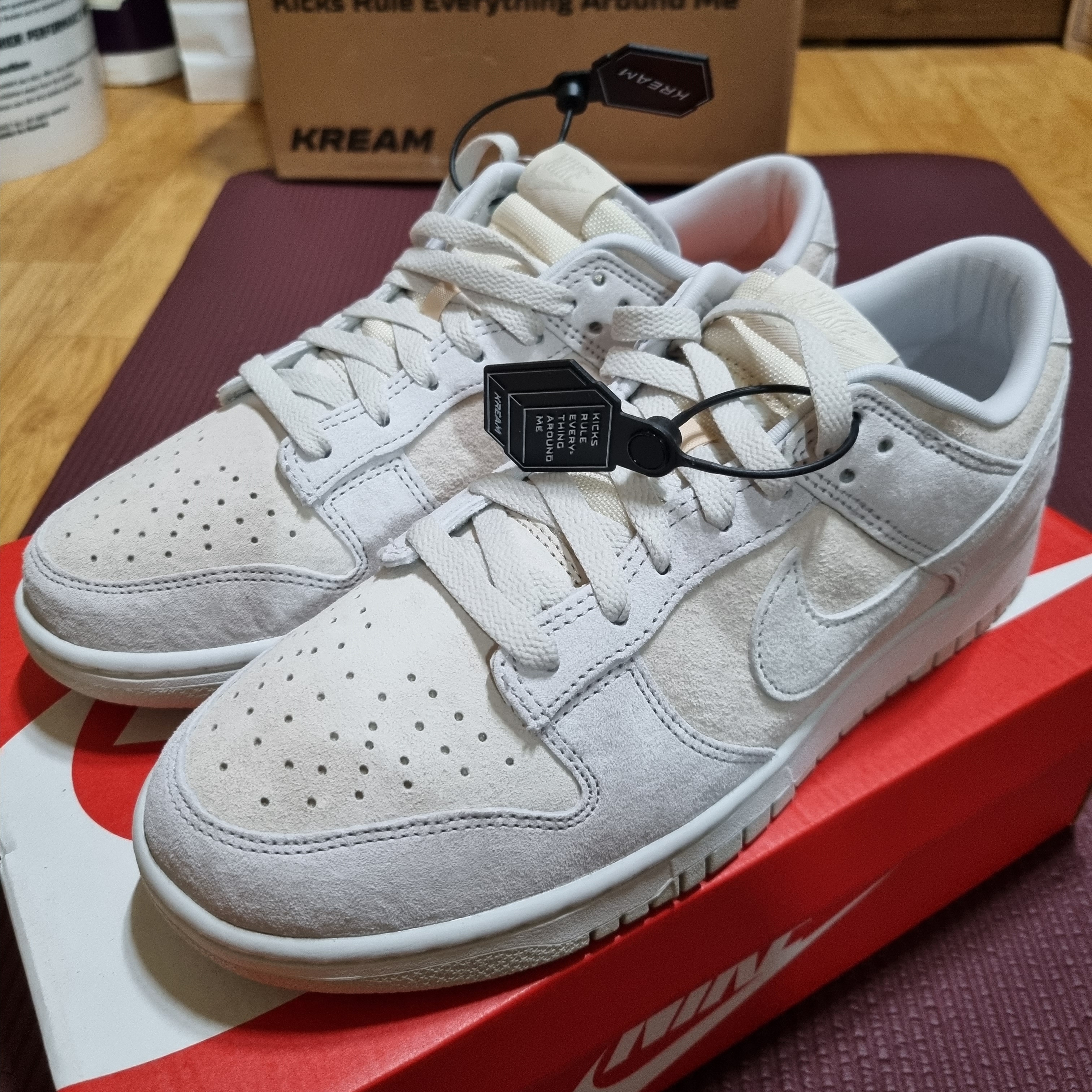 Nike Dunk Low Retro PRM Vast Grey 착용 스타일