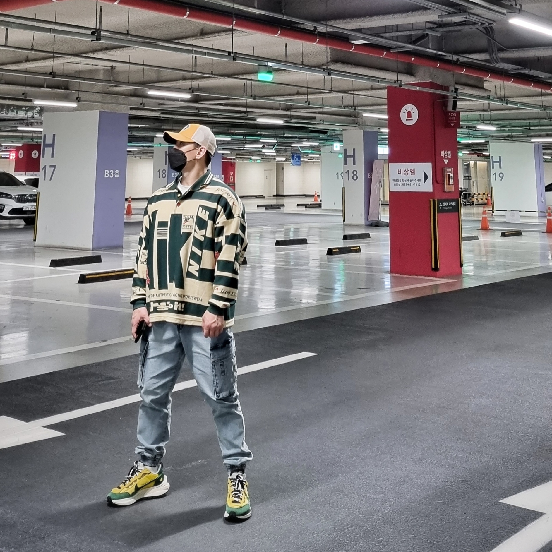 Nike x Cactus Plant Flea Market Long Sleeve Polo Natural - Asia, Nike x Cactus Plant Flea Market Long Sleeve Polo Natural - US/EU 착용 스타일 - 2