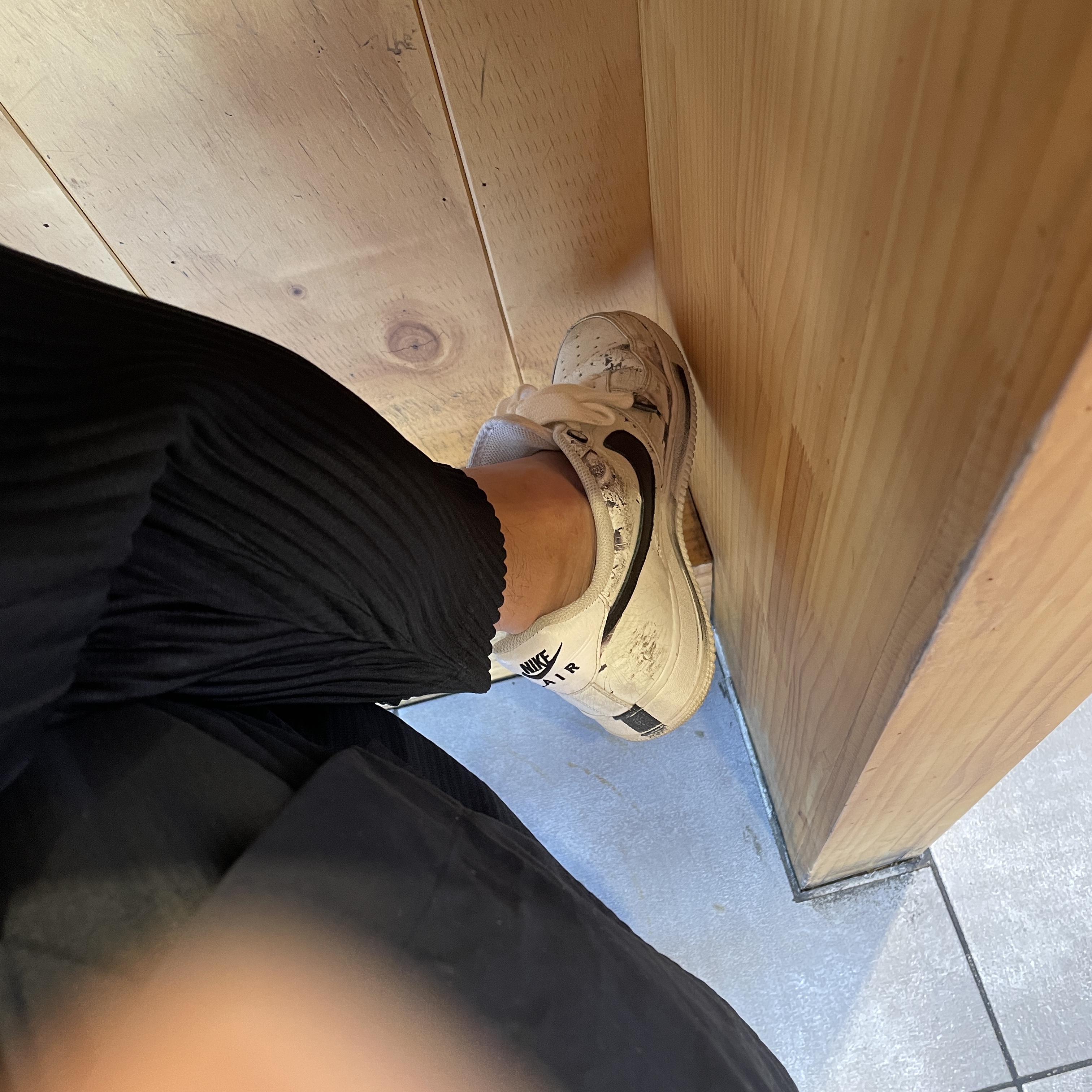 Nike x Peaceminusone Air Force 1 Low Para-Noise 2.0, Homme Plisse Issey Miyake Basics Pants Black 착용 스타일