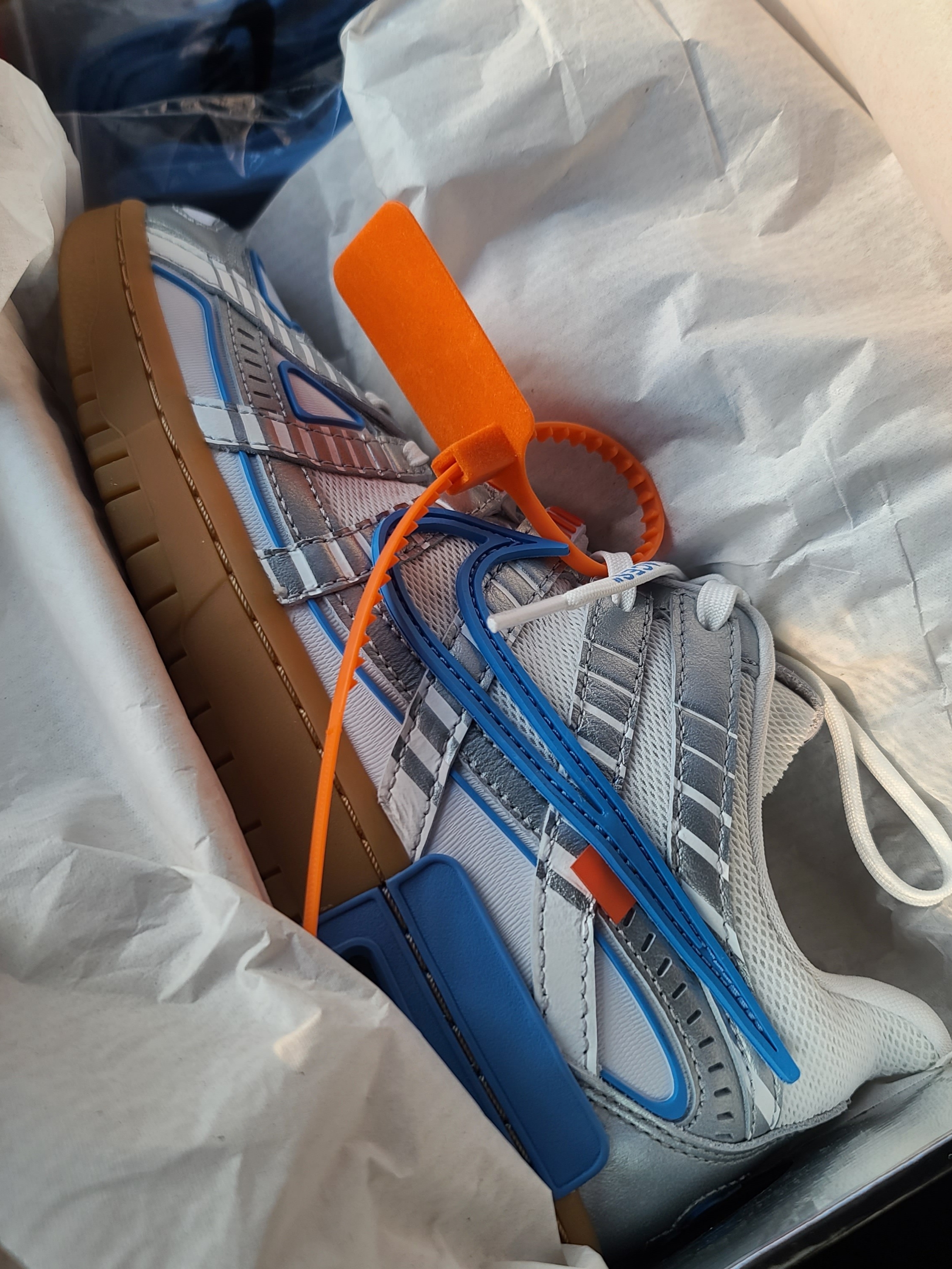 Nike x Off-White Air Rubber Dunk University Blue 착용 스타일 - 1