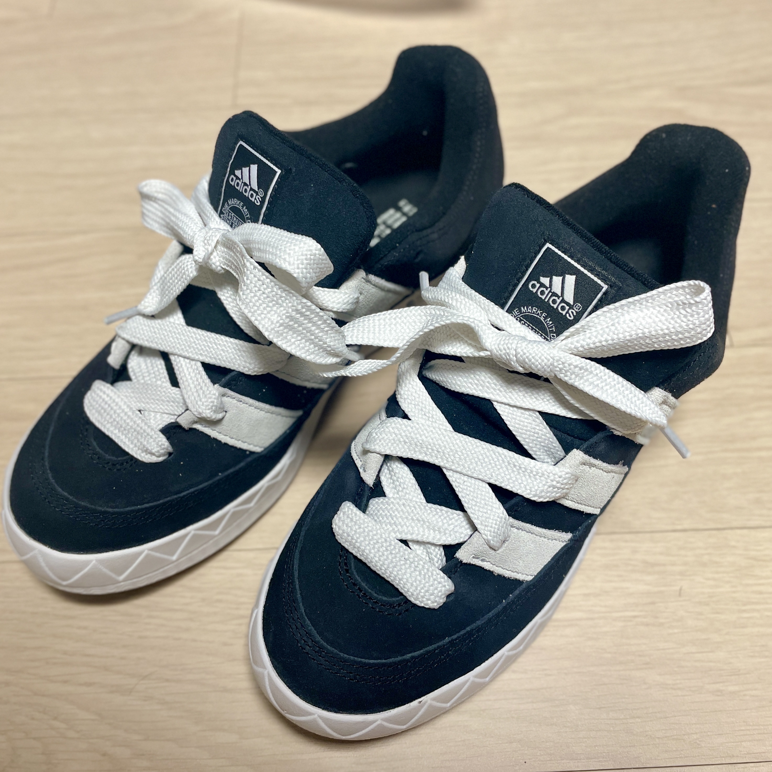Adidas Adimatic Core Black 착용 스타일