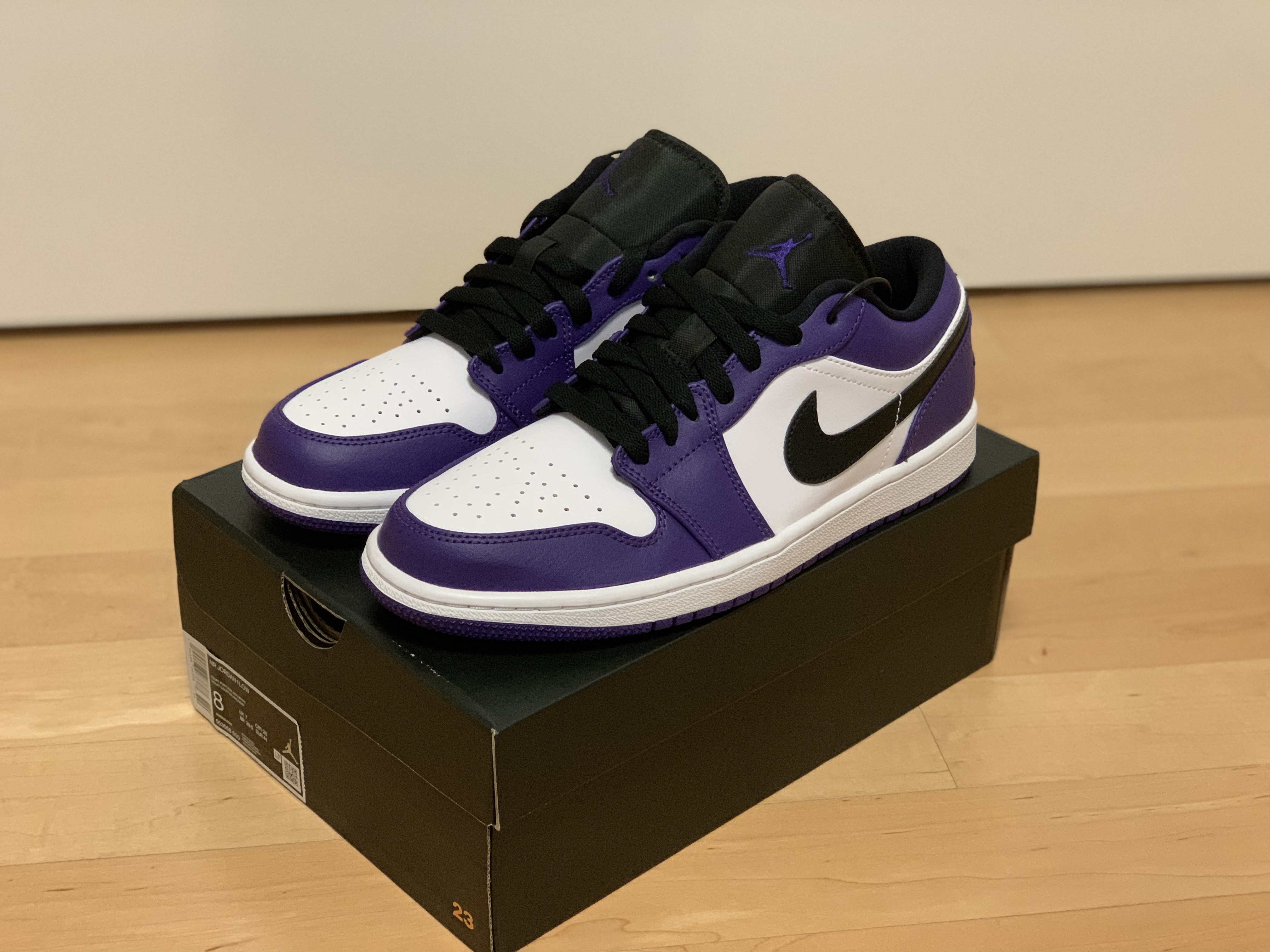 Jordan 1 Low Court Purple 2020 착용 스타일 - 1